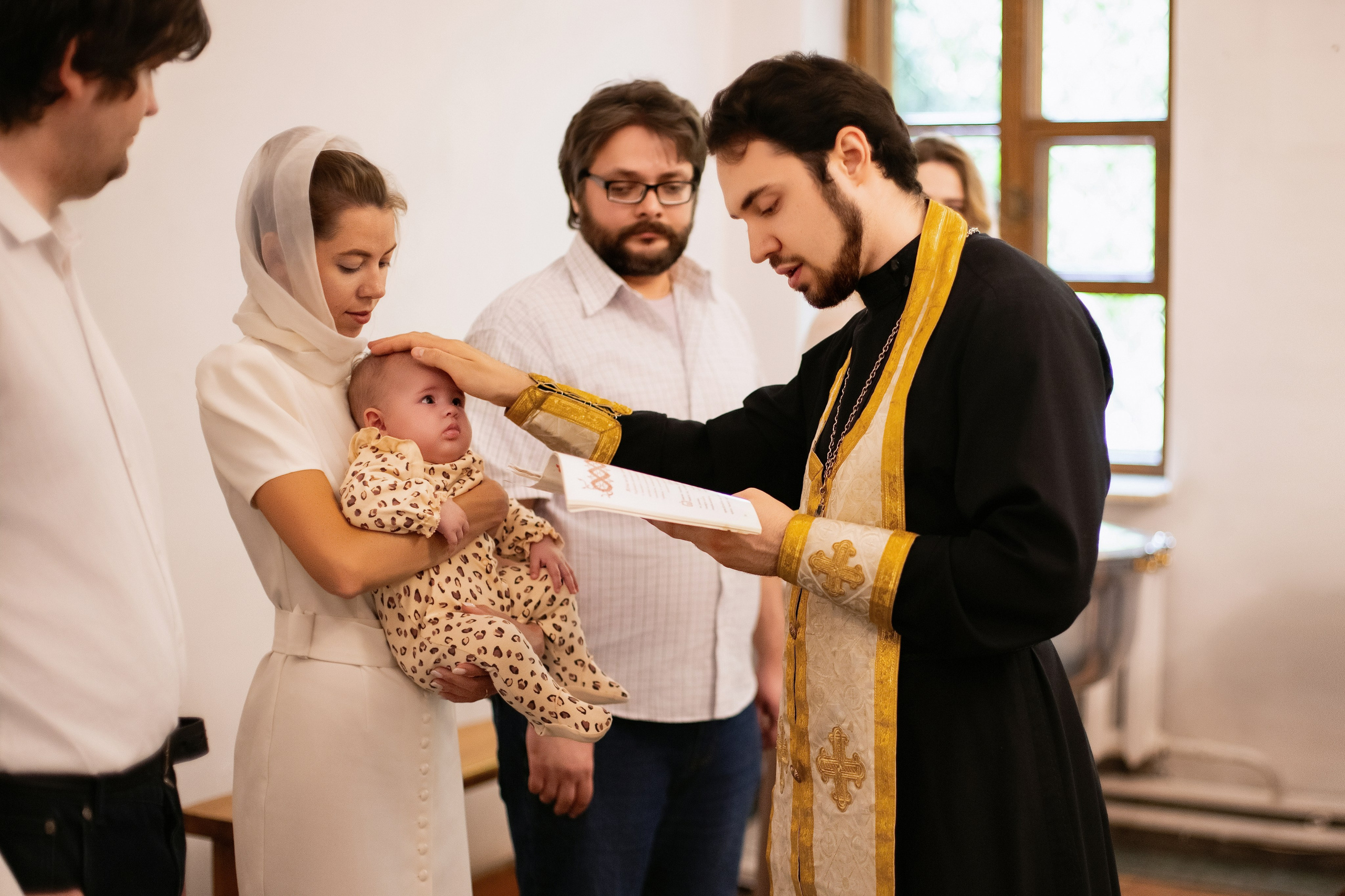 Таинство Крещения. Фотограф новорожденных в Москве Кристина Ткач