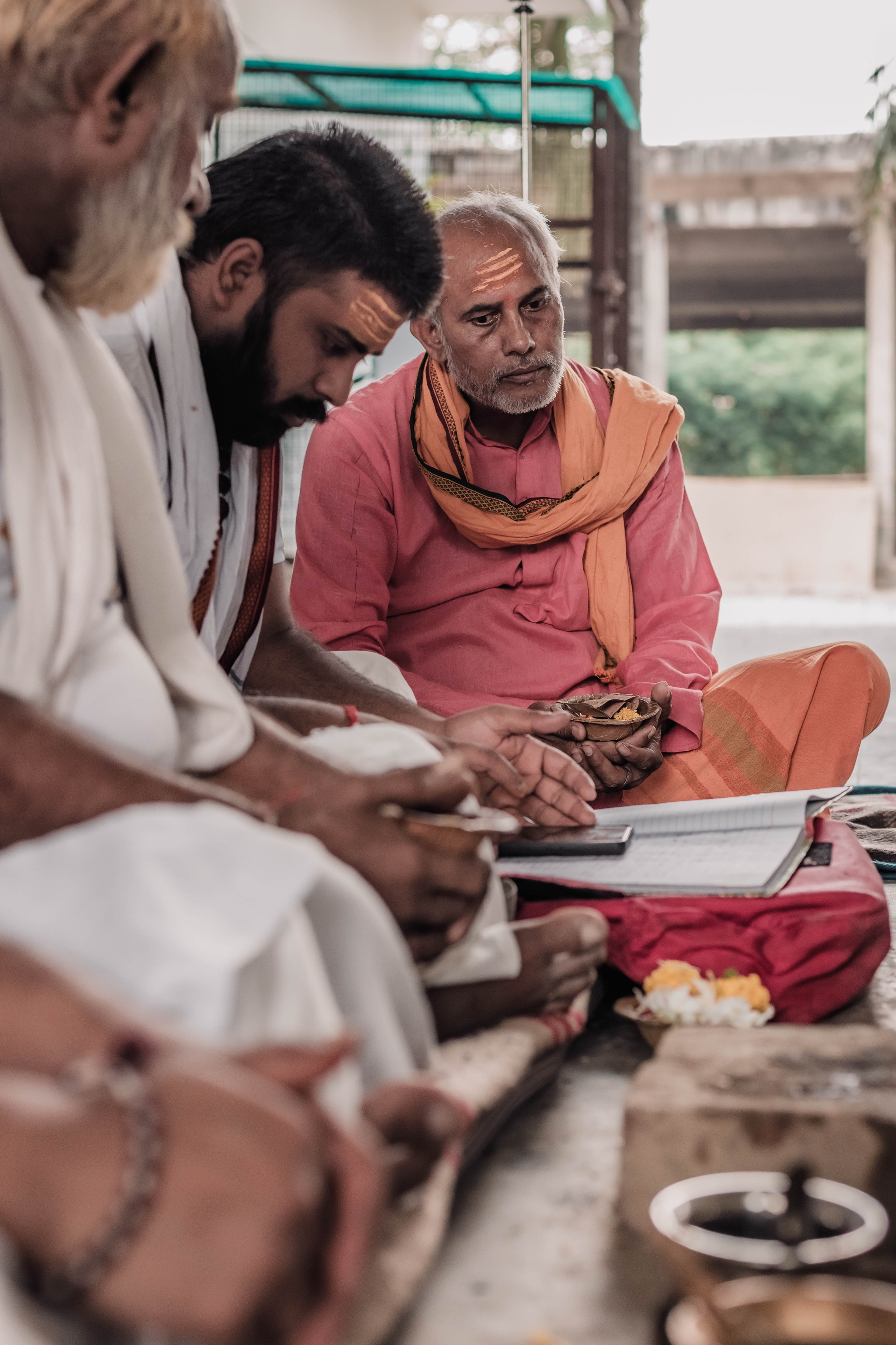 Pitri Paksha yagyas & poojas Devraha Baba ji ashram. Mariam Bagdasaryan