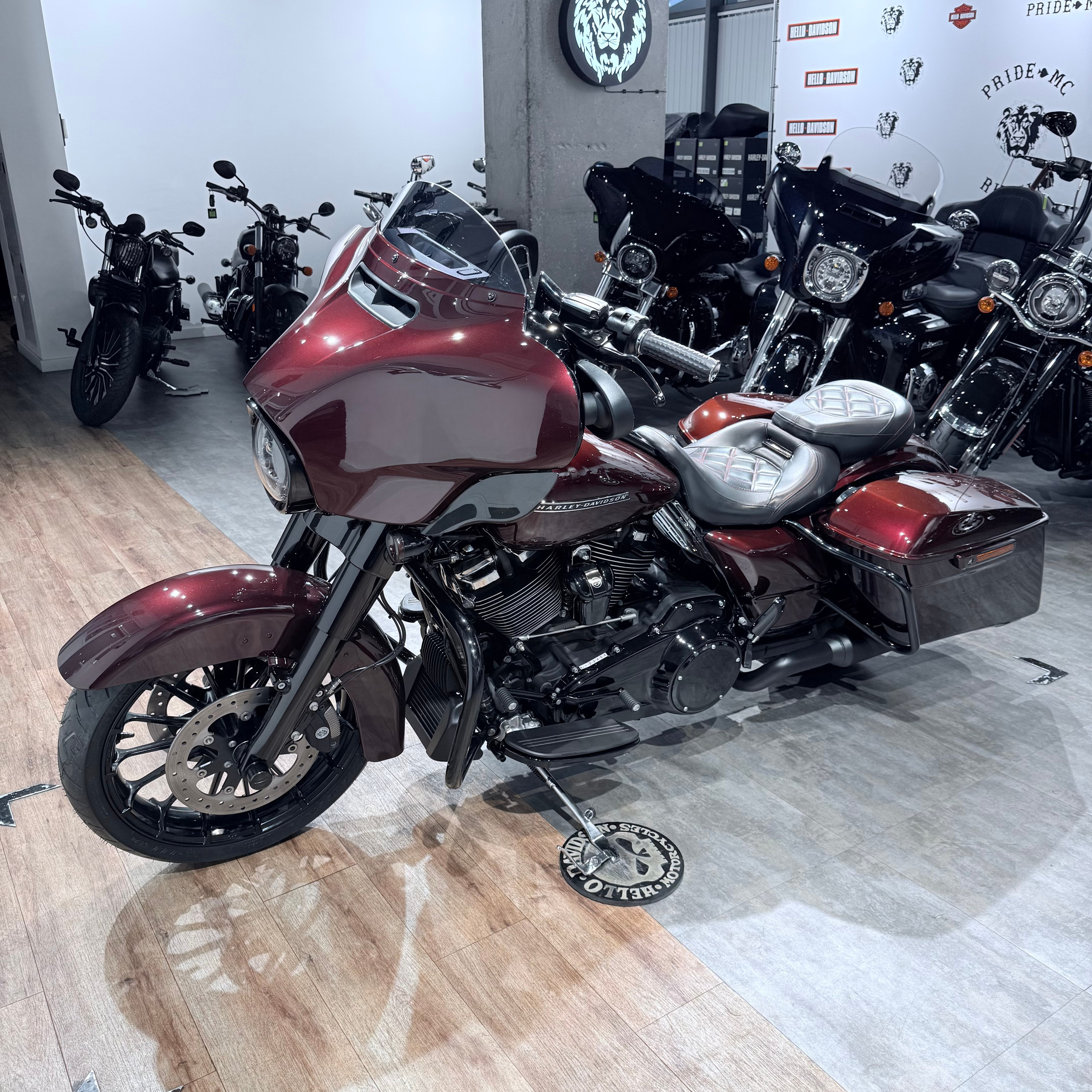 2017 Street Glide Sресiаl 107 Purple Сhоkоlatе. Hello Davidson, Москва. Только хорошие мотоциклы…