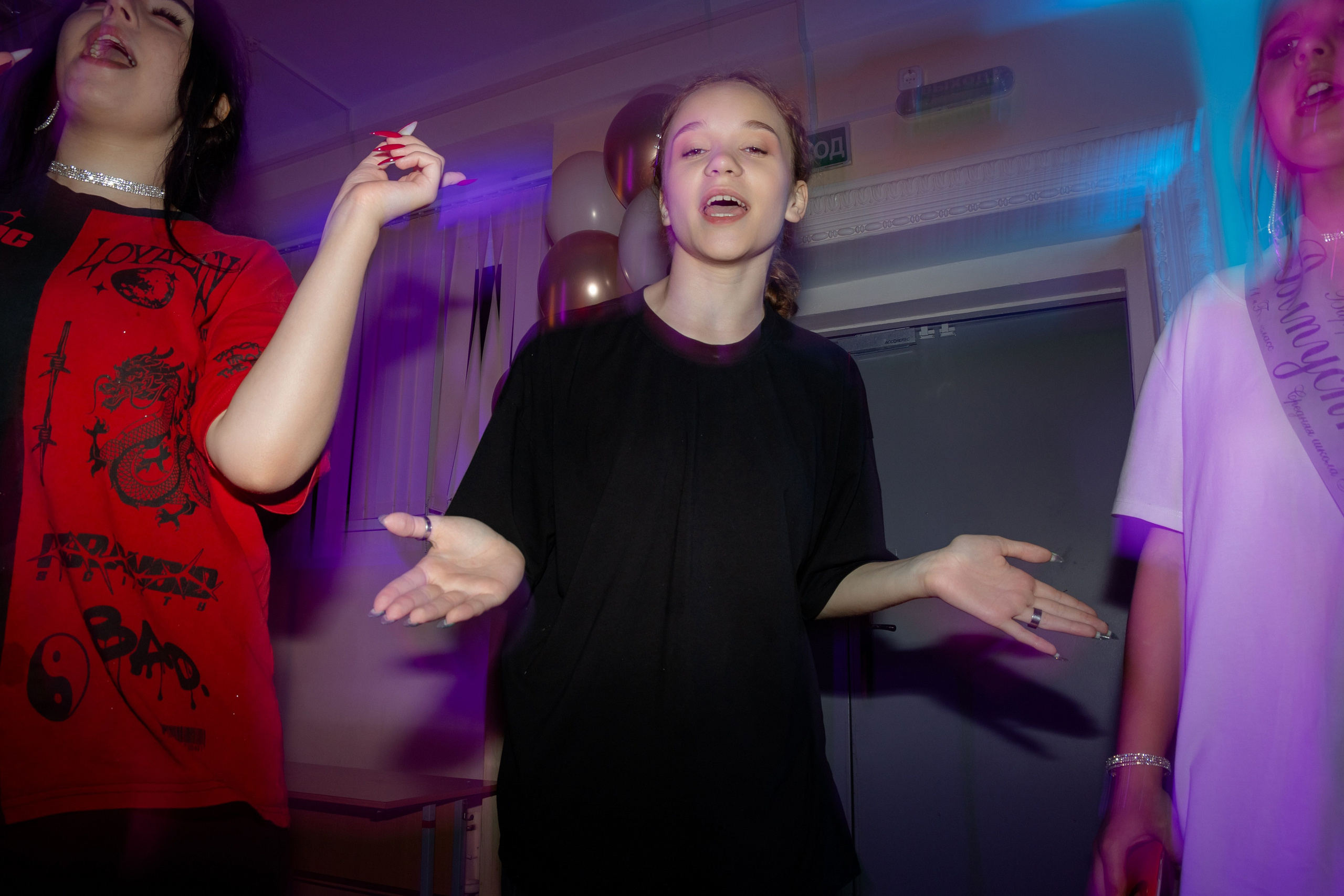 Школьный выпускной 2024 год в Соколе (Минск). Свадебный фотограф в Минске/Беларуси Сергей Спиридонов