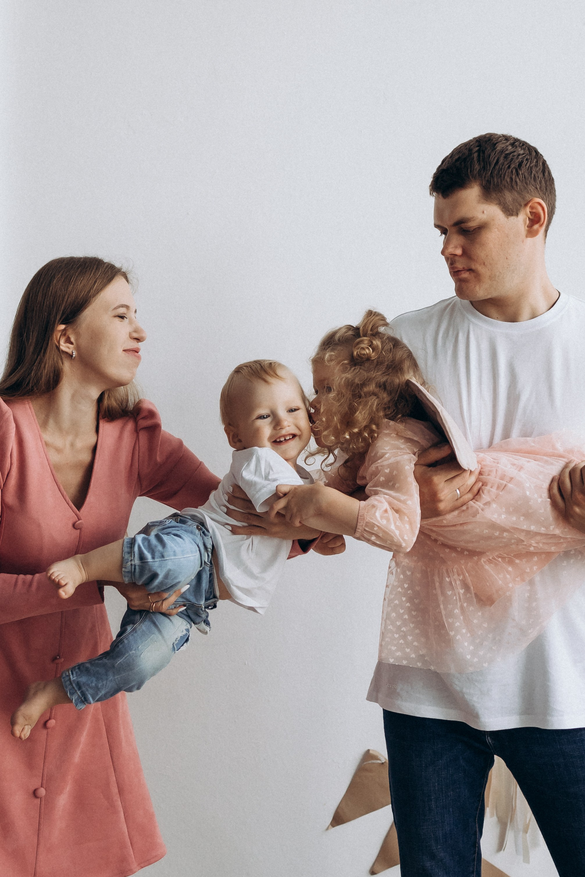 Алексей, Анастасия, Софа и Лев. Фотограф Нижний Новгород