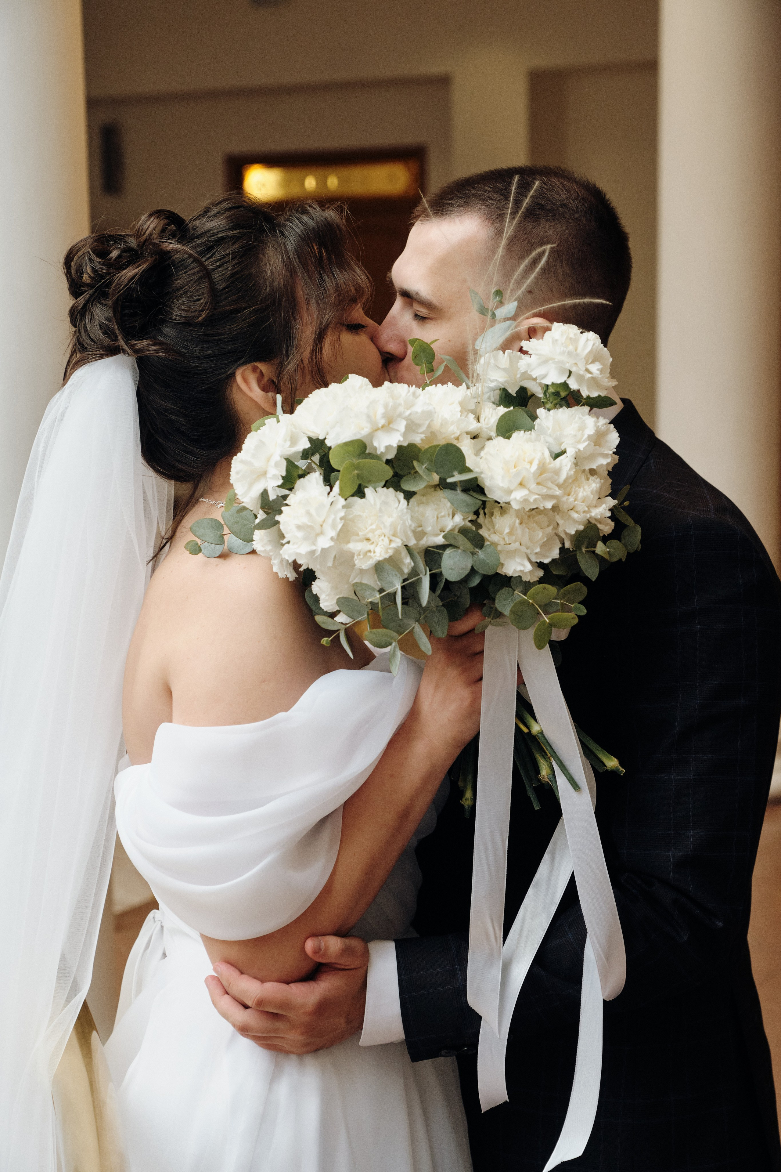 Свадебная фотосессия в СПб в студии. Семейные и свадебные фотосессии в СПб, в студии, на улице, на природе