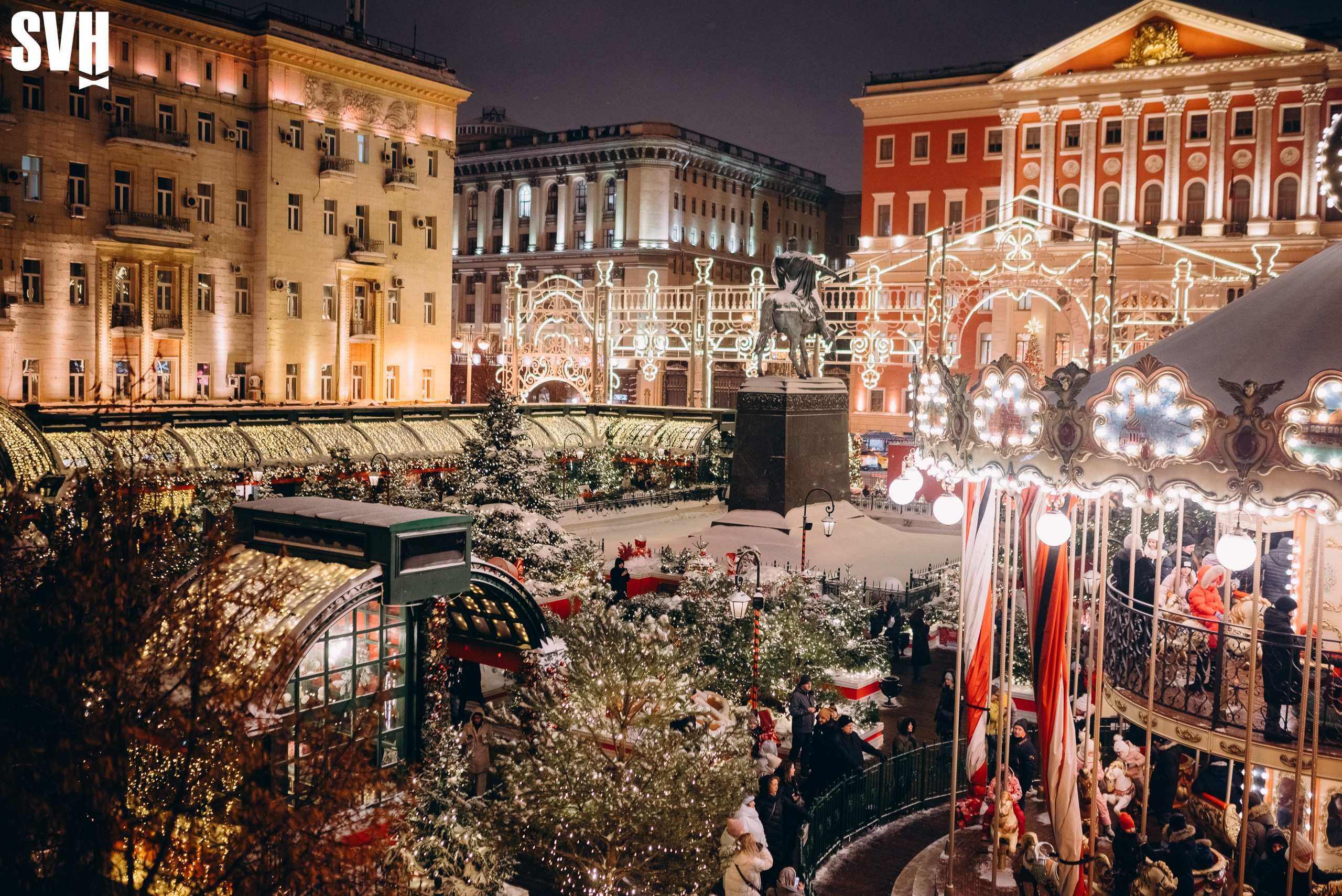 Новогодняя ярмарка на Тверской площади