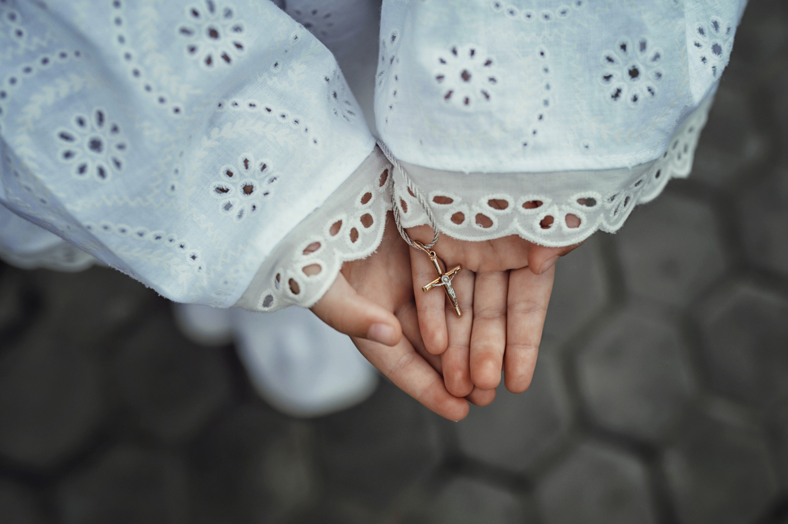 Таинство Крещения Полины. Храм Всех Святых Мамаев Курган г. Волгоград. Церковный, семейный и репортажный фотограф Волгоград, Волжский