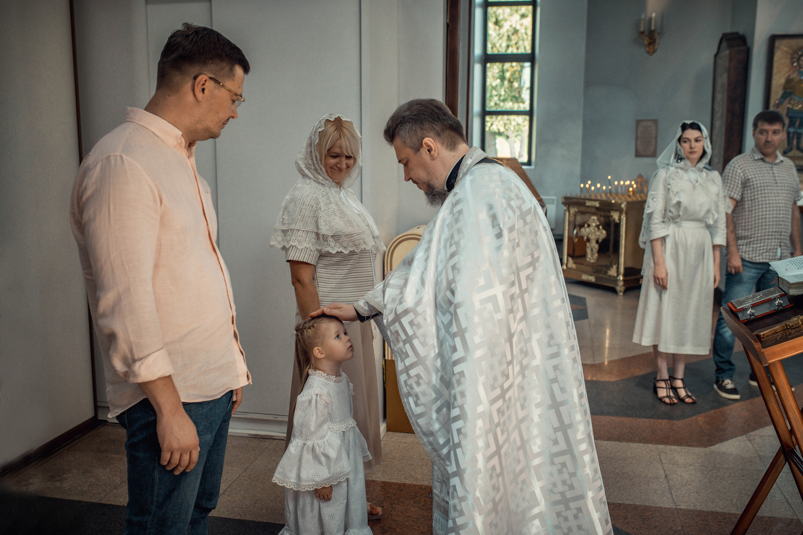 Таинство Крещения Полины. Храм Всех Святых Мамаев Курган г. Волгоград. Церковный, семейный и репортажный фотограф Волгоград, Волжский