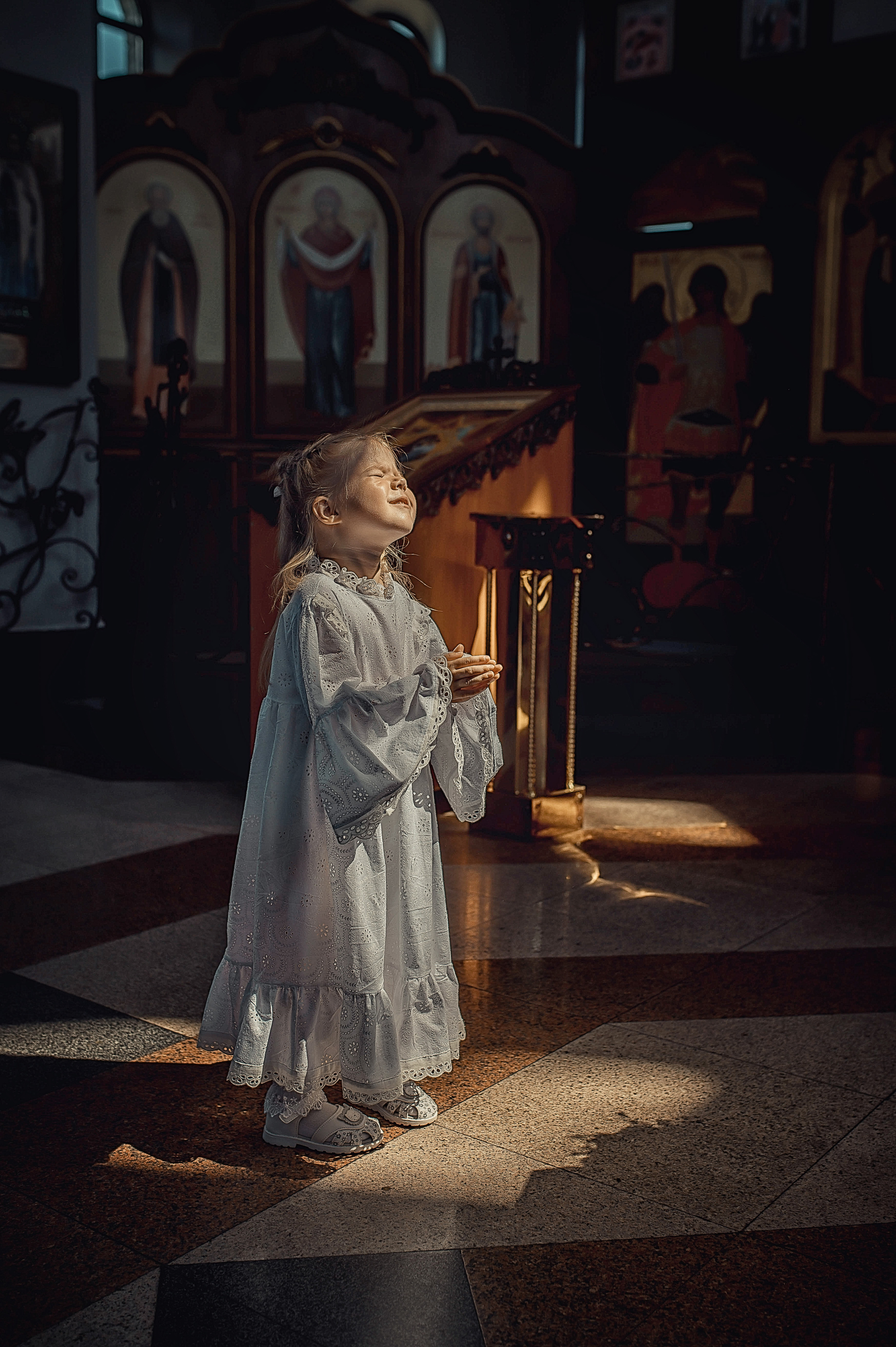 Таинство Крещения Полины. Храм Всех Святых Мамаев Курган г. Волгоград. Церковный, семейный и репортажный фотограф Волгоград, Волжский