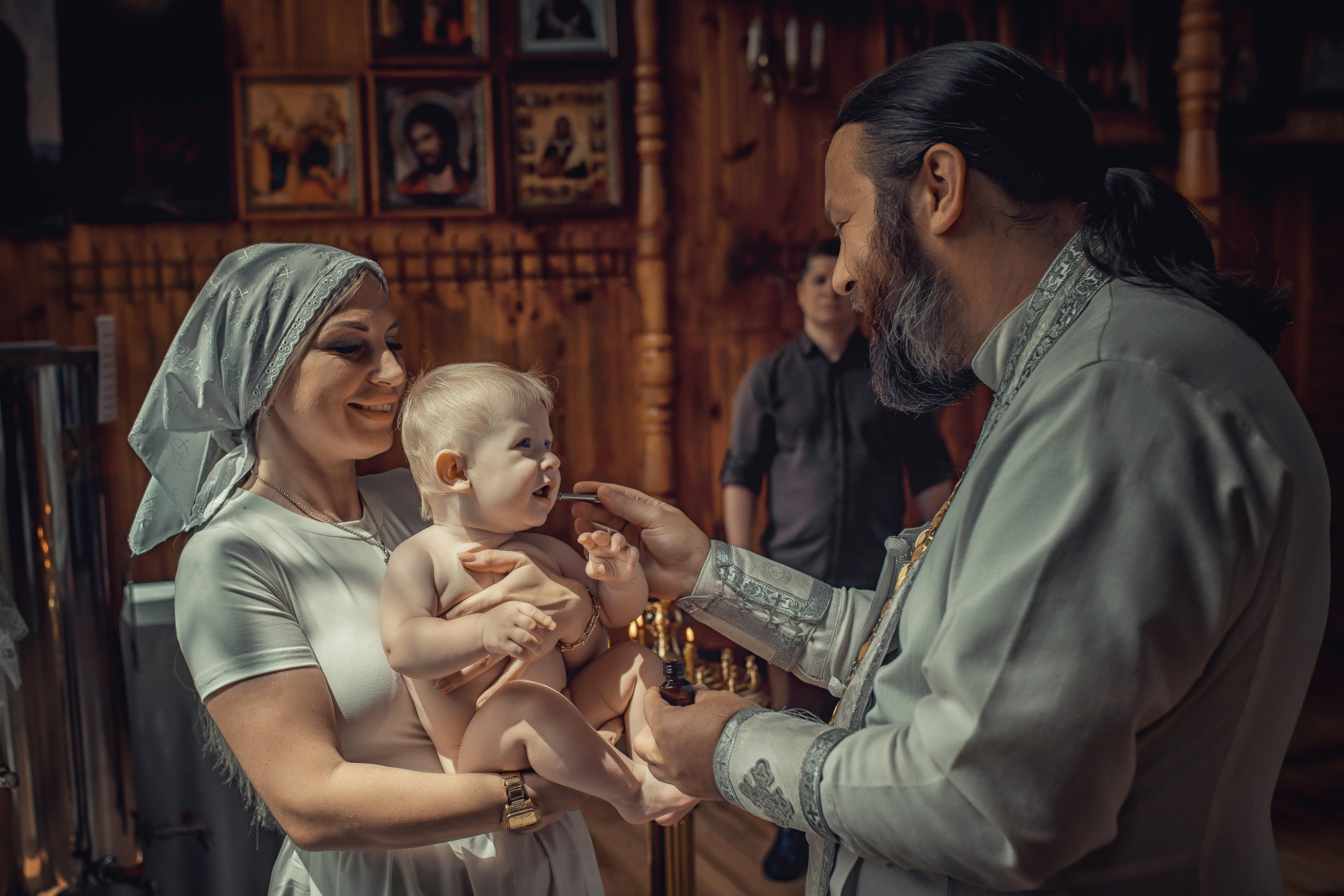 Таинство Крещения Ратмира. Храм Николая Чудотворца г. Краснослободск. Церковный, семейный и репортажный фотограф Волгоград, Волжский