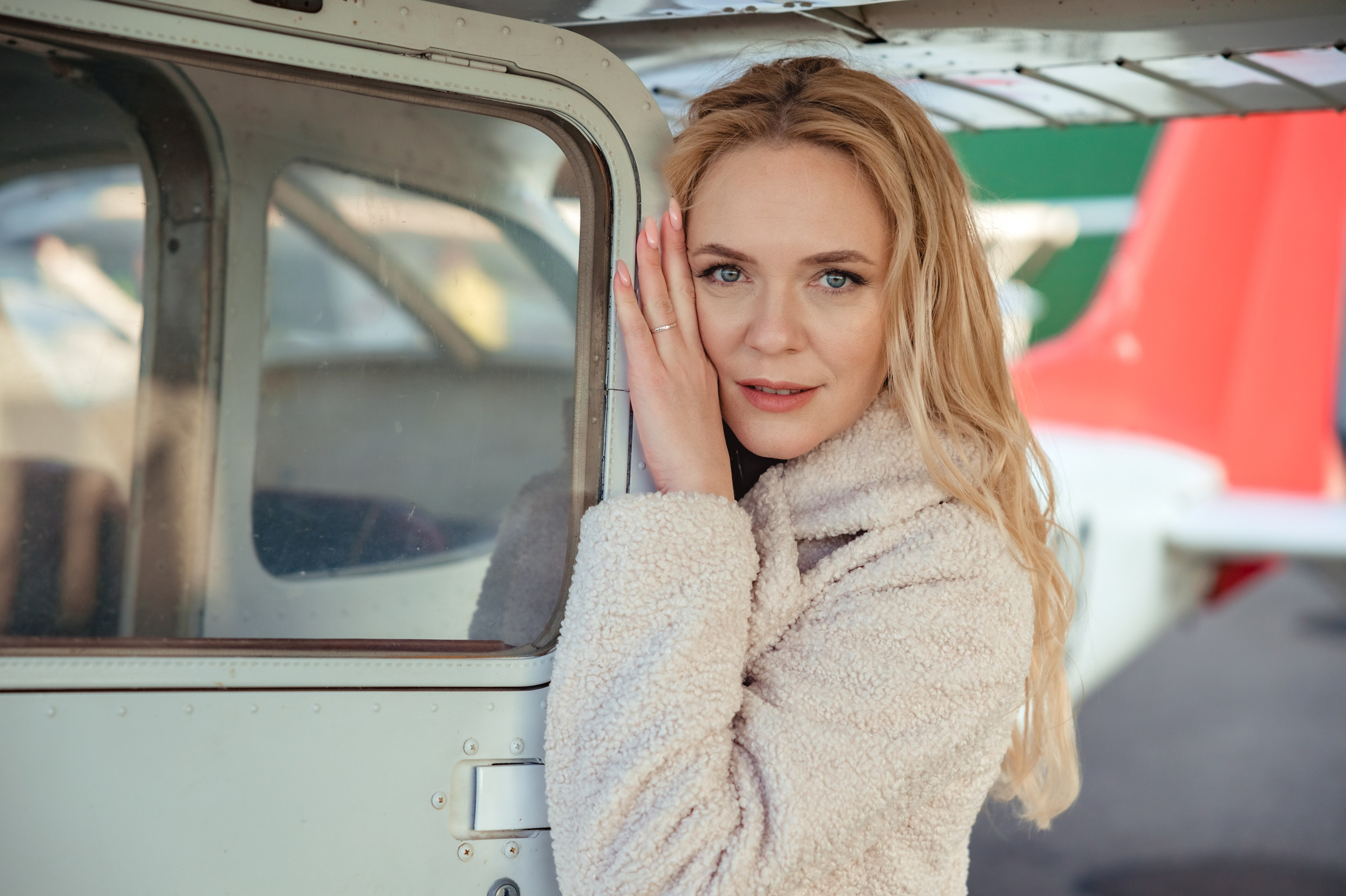 Небо. Самолет. Девушка. Семейный и женский фотограф в Москве и Подольске Анна Корн