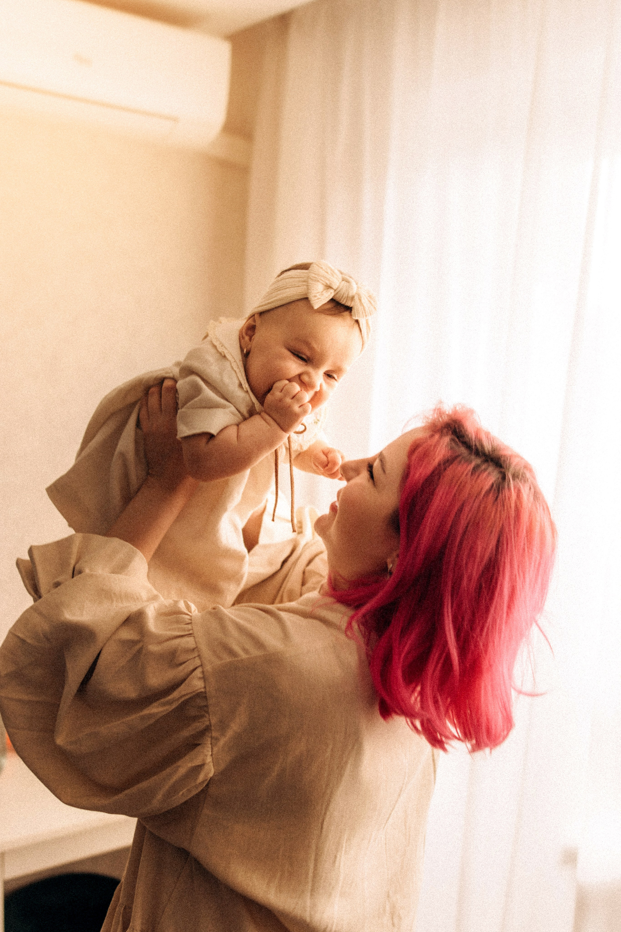 Люда и Оливия. Фотограф Юлия Стрыгина