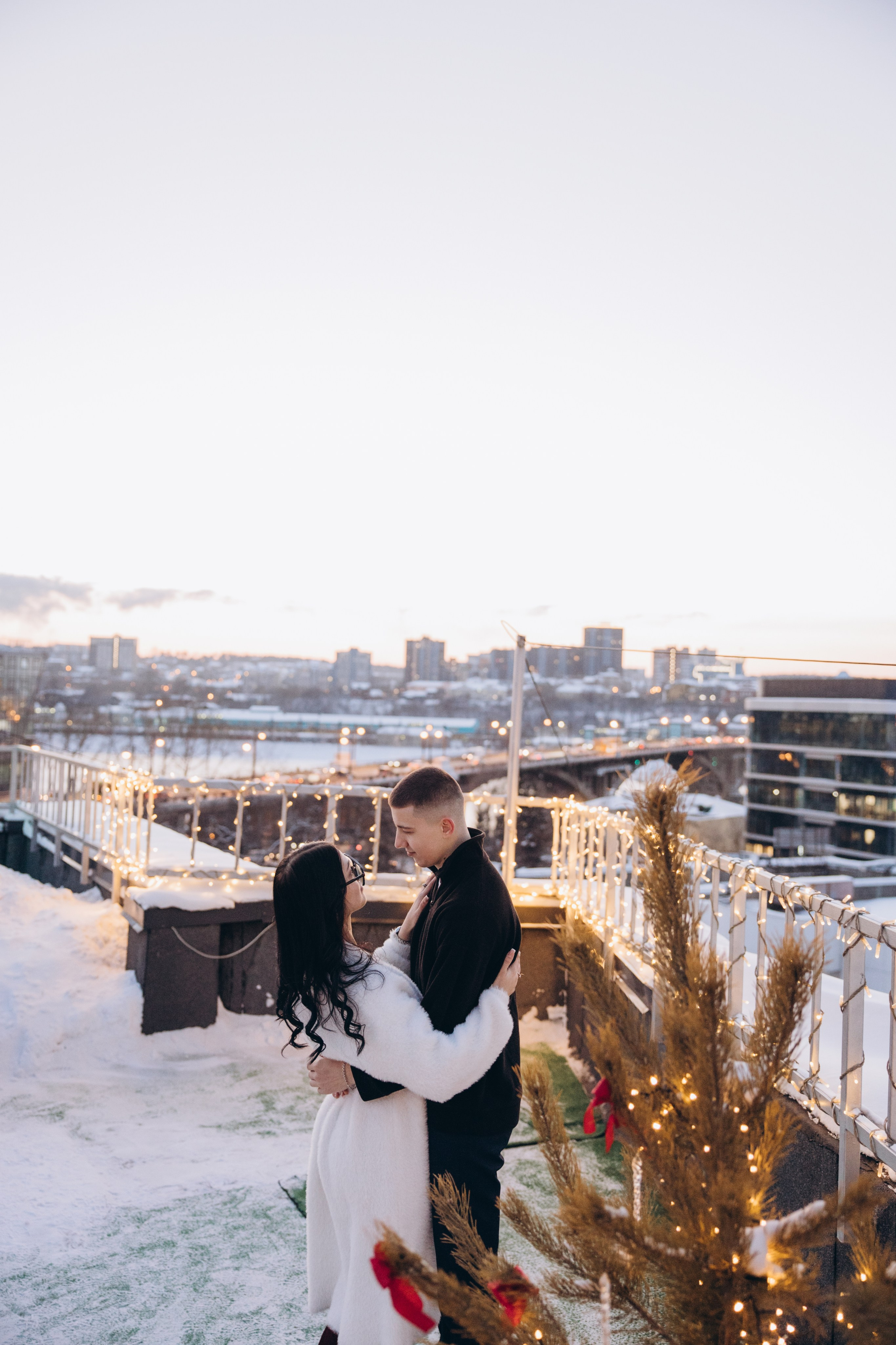 Свидание на крыше. Свадебный, семейный фотограф в Иркутске Светлана Макаричева