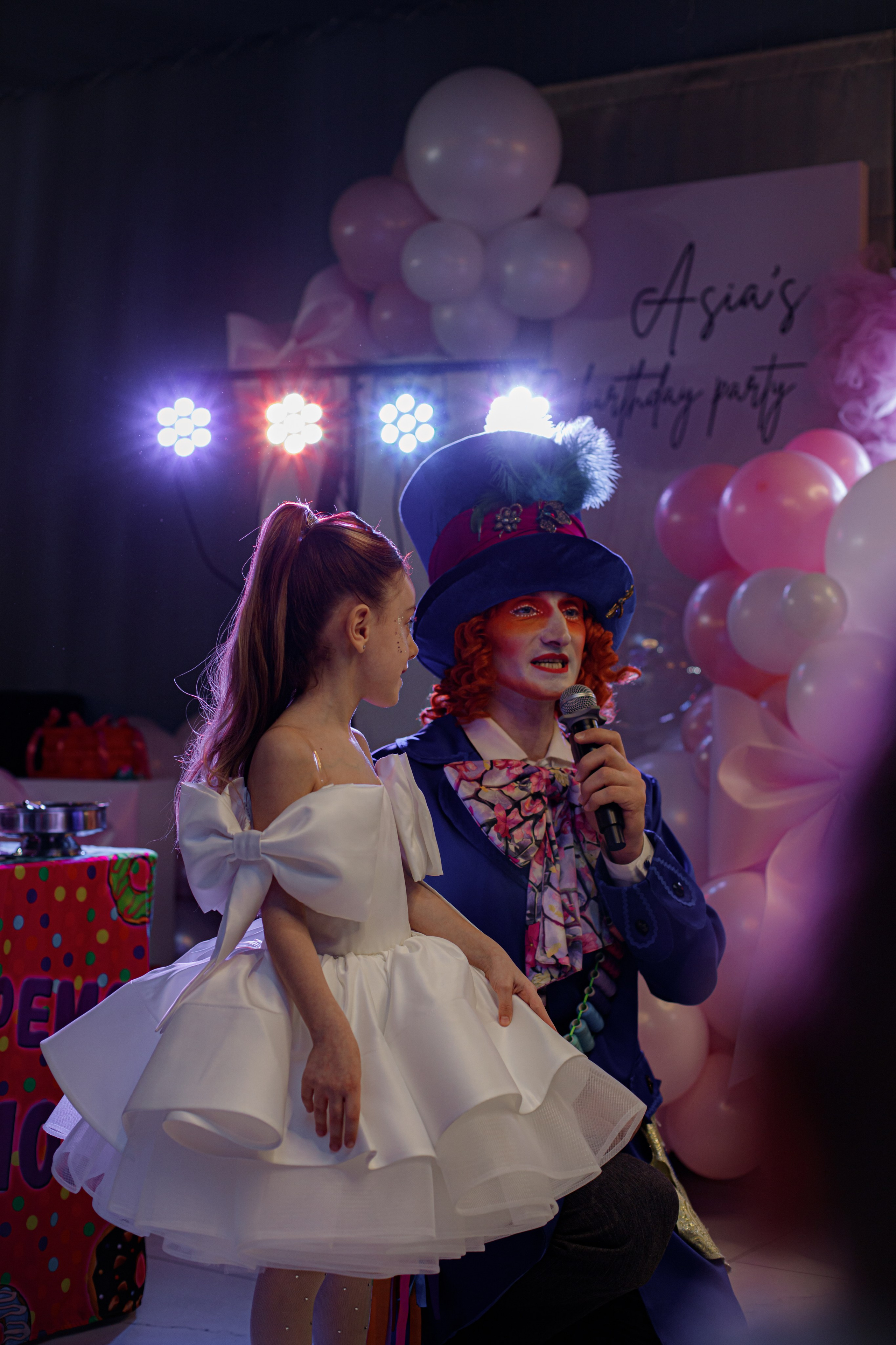 ASIA'S BIRTHDAY PARTY. Photokarish