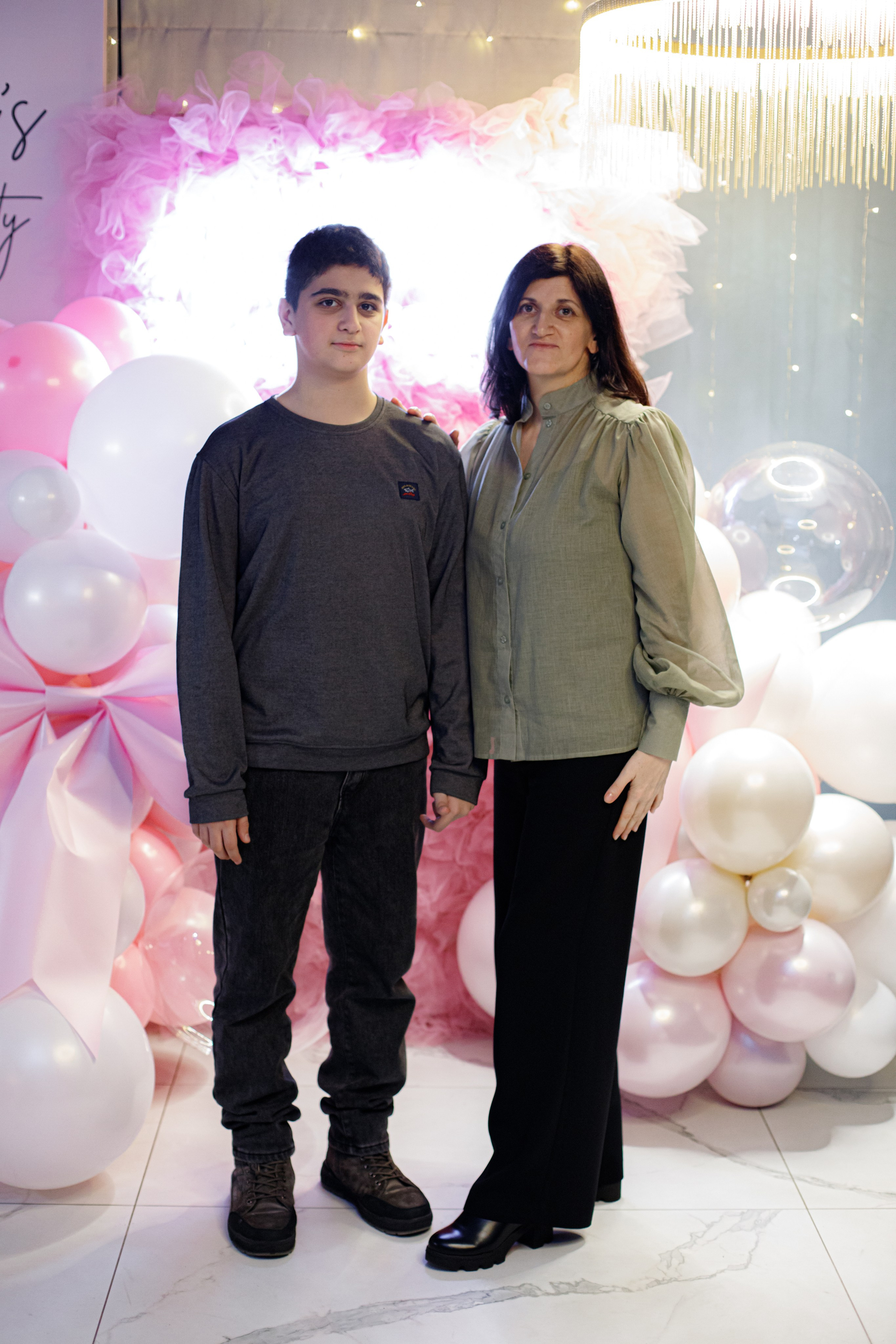 ASIA'S BIRTHDAY PARTY. Photokarish