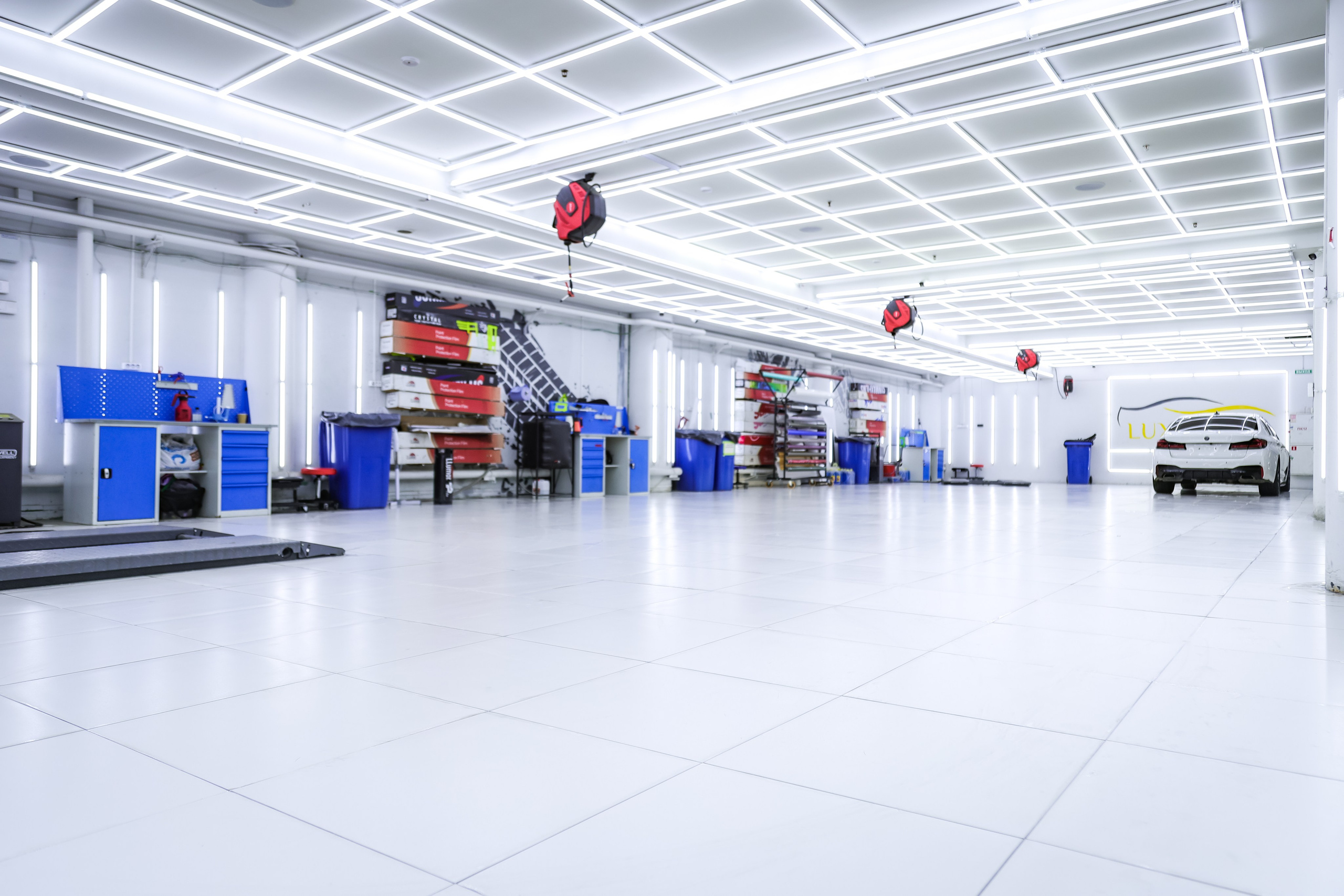 LUXE AUTO DETAILING. Mixturecaptures