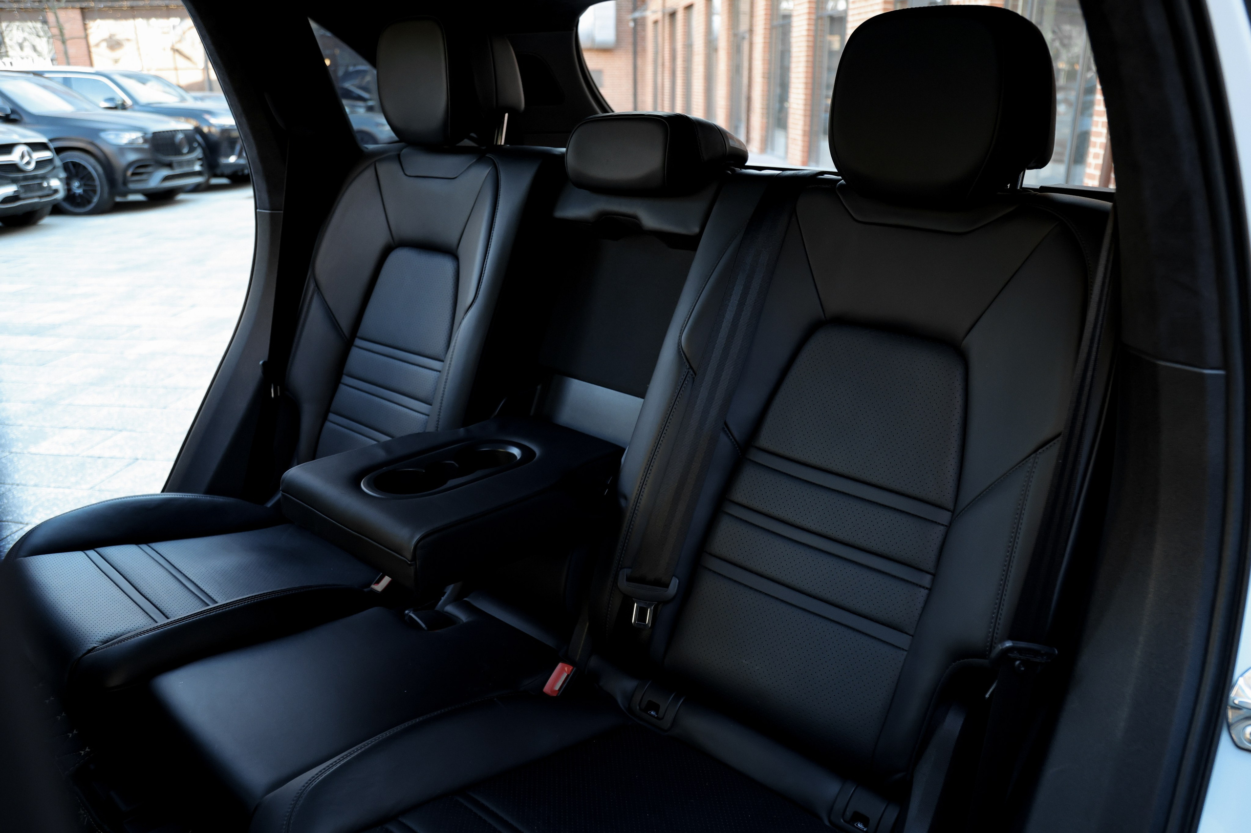 2020 Porsche Cayenne 3.0 AT. Mixturecaptures