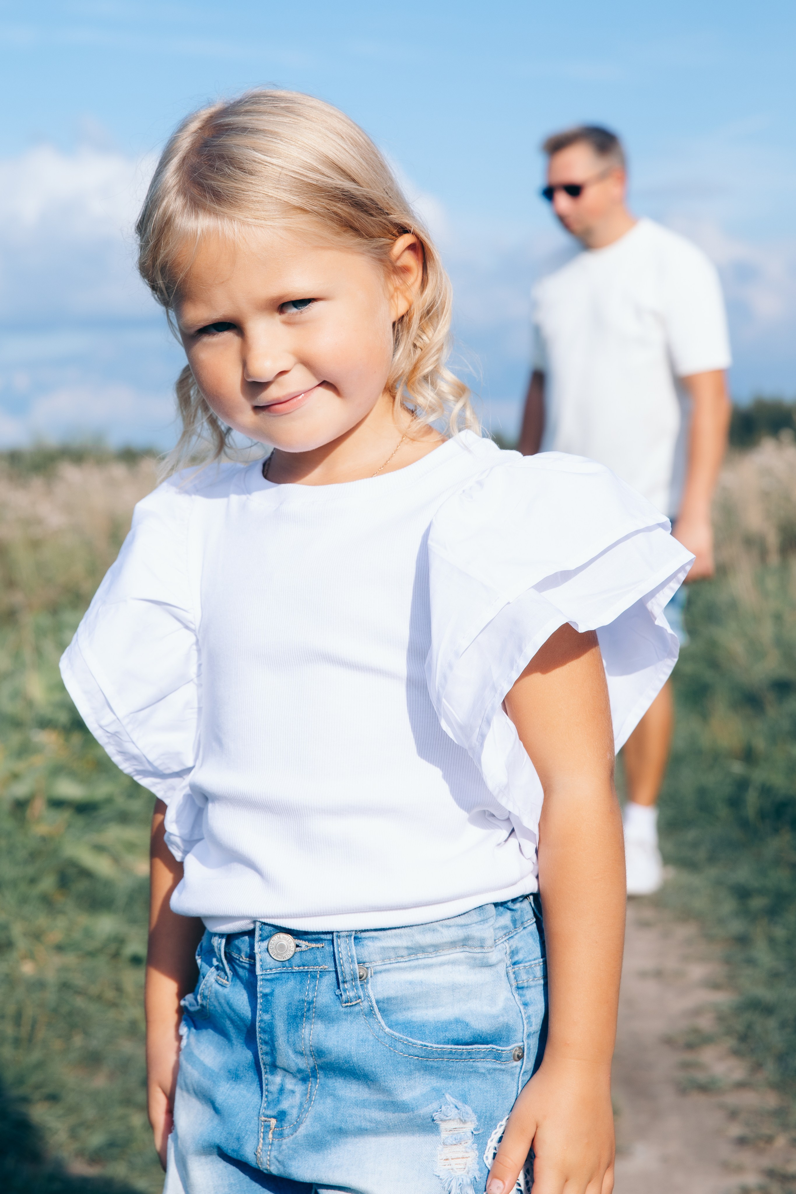 Наташа, Вадим, Арина, Тая и Пета. Август 2024. Фотограф в Санкт-Петербурге Алена Сертакова