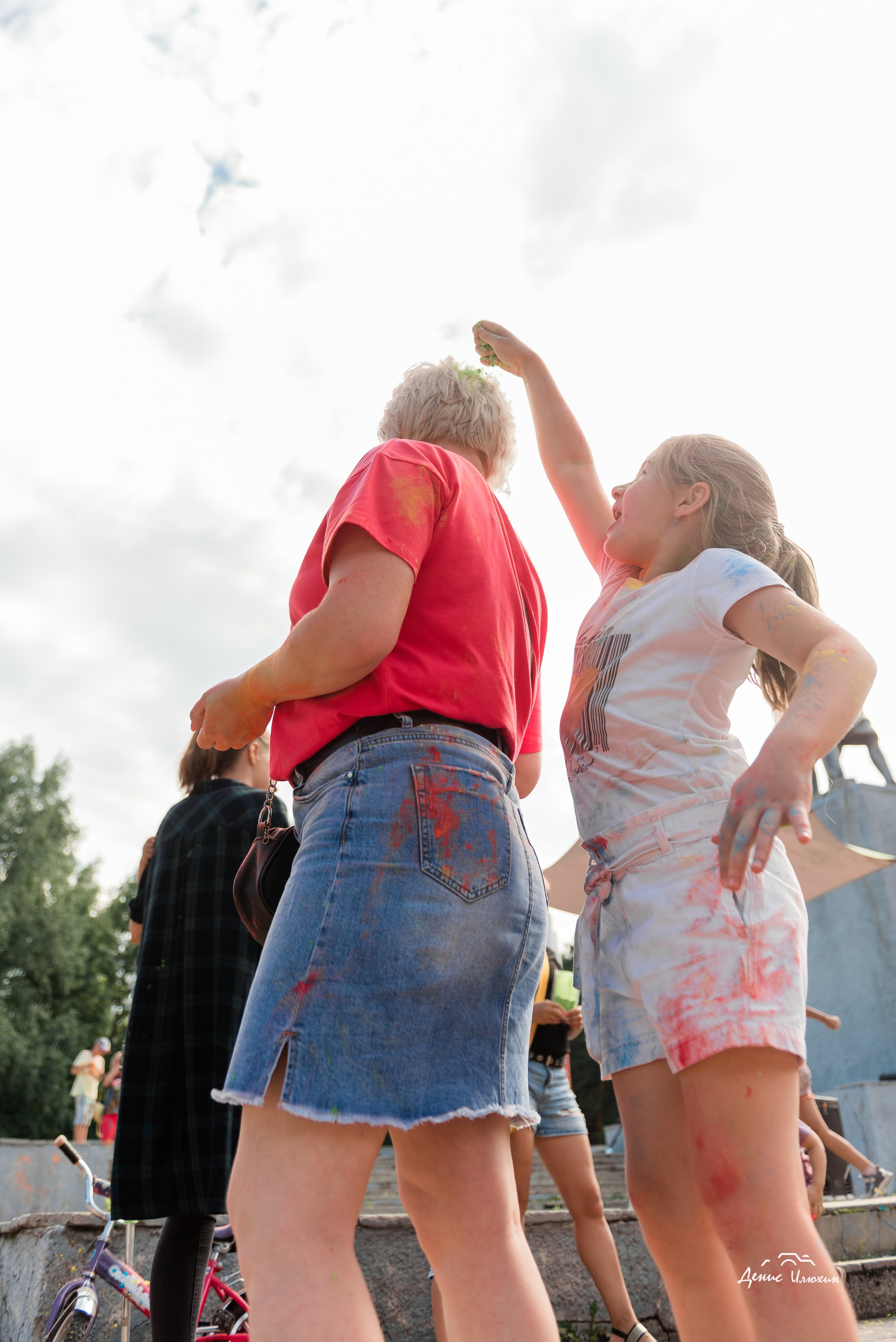 Краски Холи в Комсомольском Парке 2023. Детский фотограф, семейный фотограф и репортажи в Кемерово