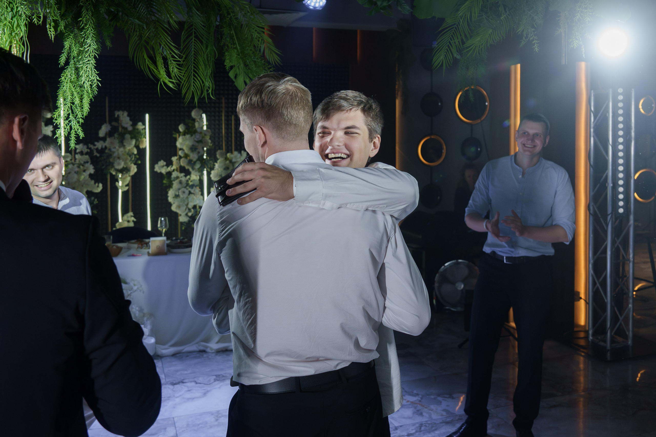 Павел и Ольга (Пакет «MAXI» Брянск). Свадебный и репортажный фотограф Элина Козырьянова