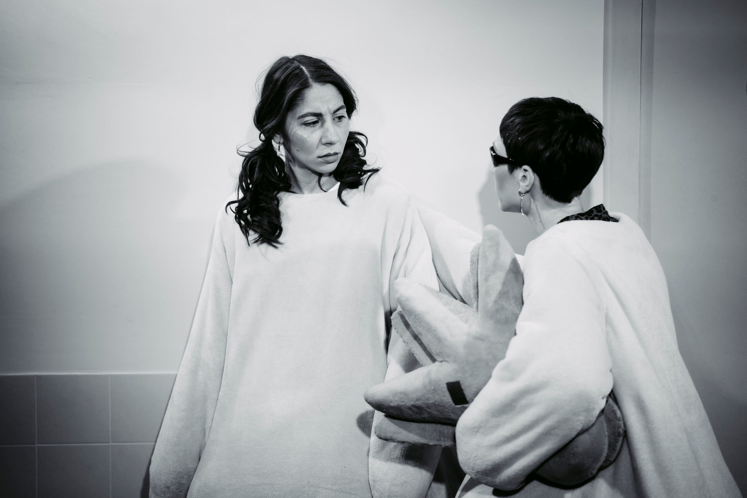 Затворник и Шестипалый. Главная