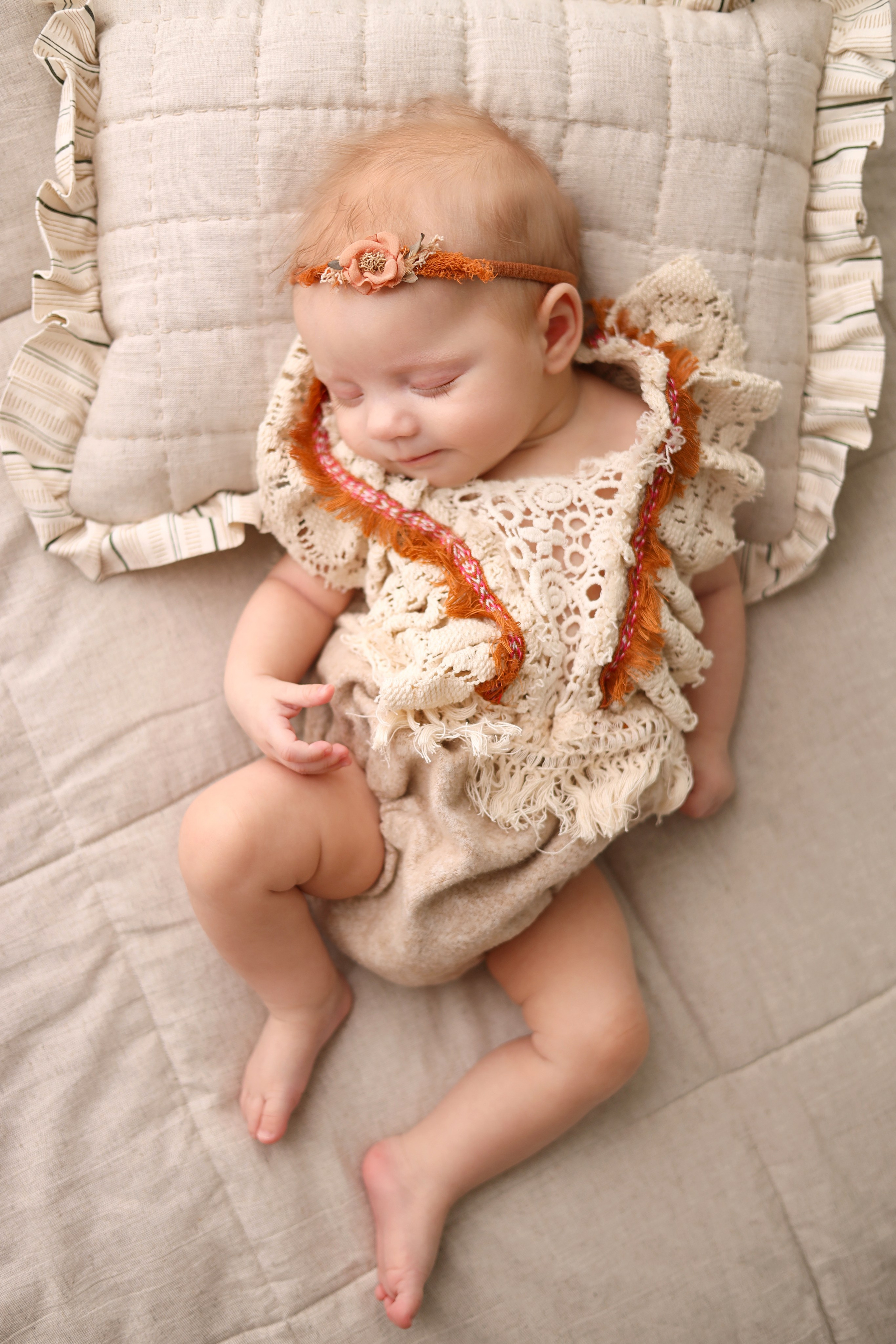 Катюше и Ксении 2 месяца. Фотограф новорожденных Москва. Ньюборн фотограф Москва