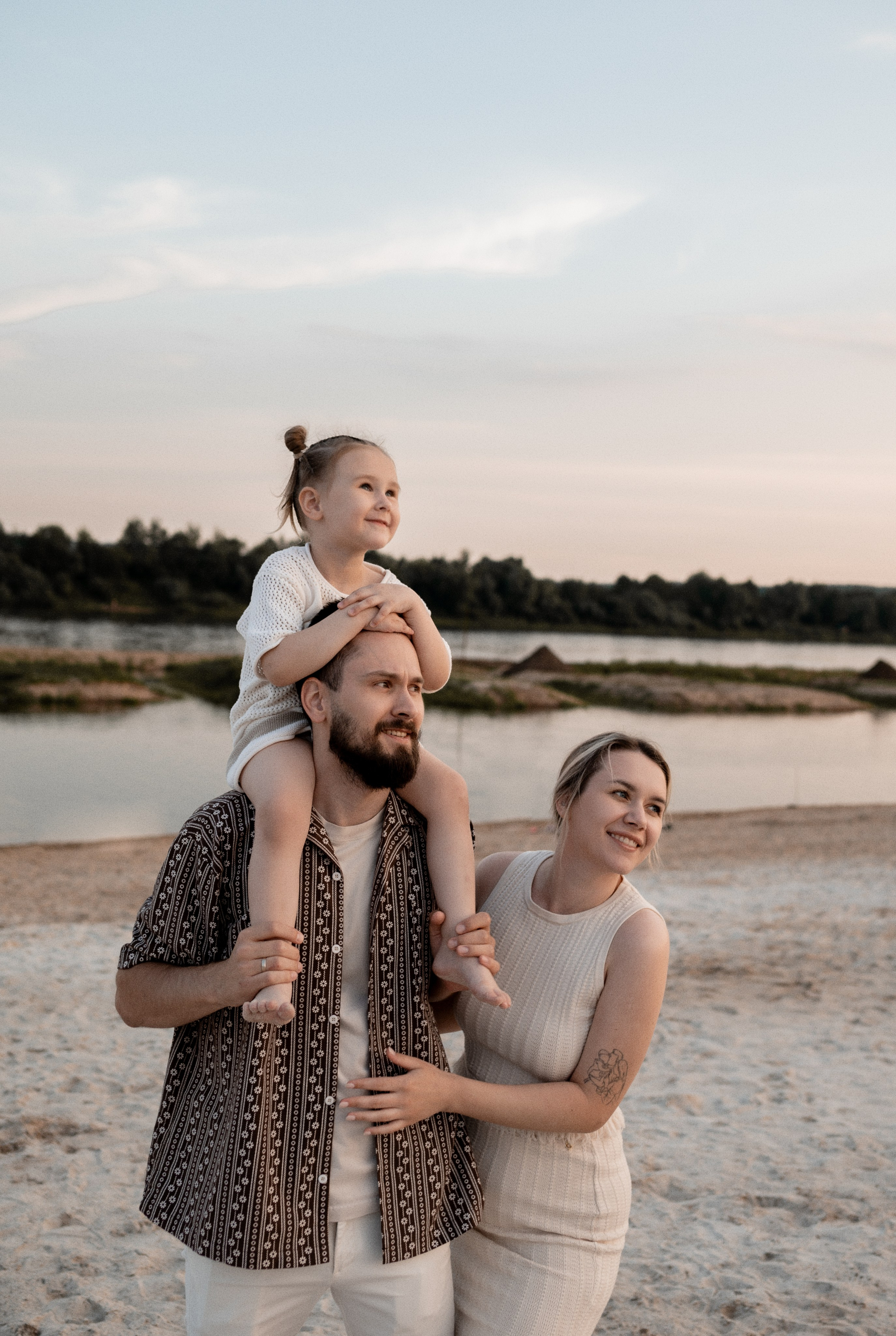Костя, Юля и Теона. Свадебный и семейный фотограф в Серпухове Александра Дерюшева