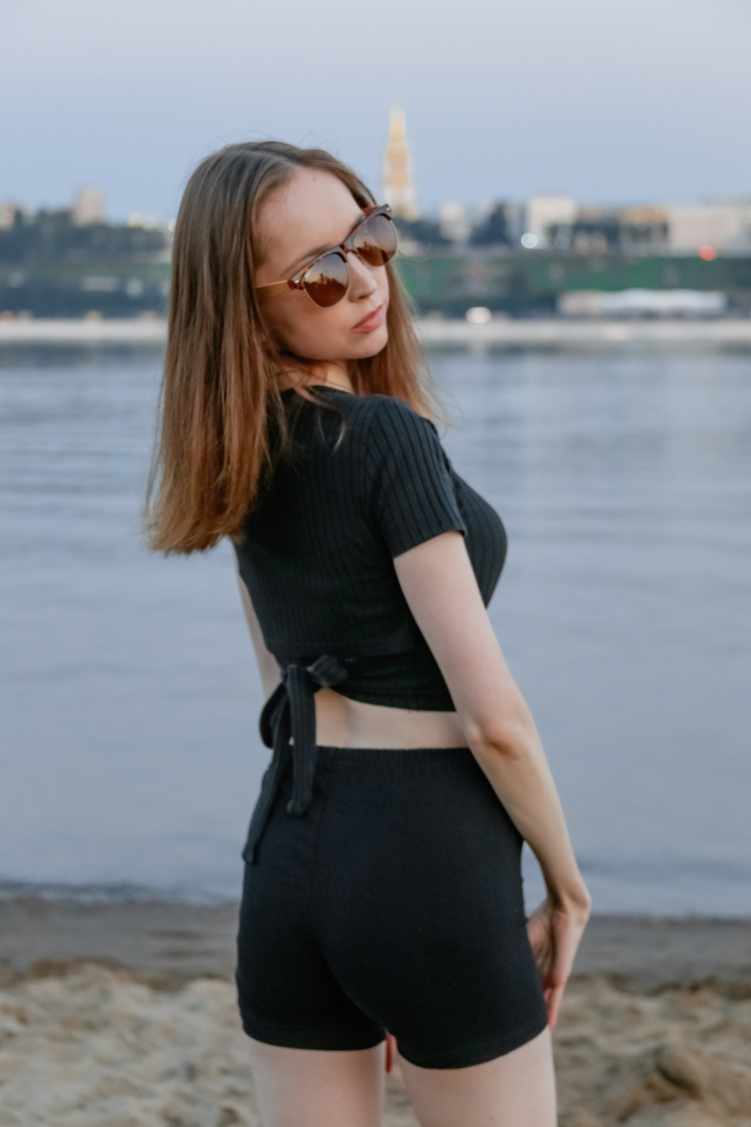 Алина на пляже. Фотограф Пермь. Фотосессия в фотостудии Перми и на свежем воздухе