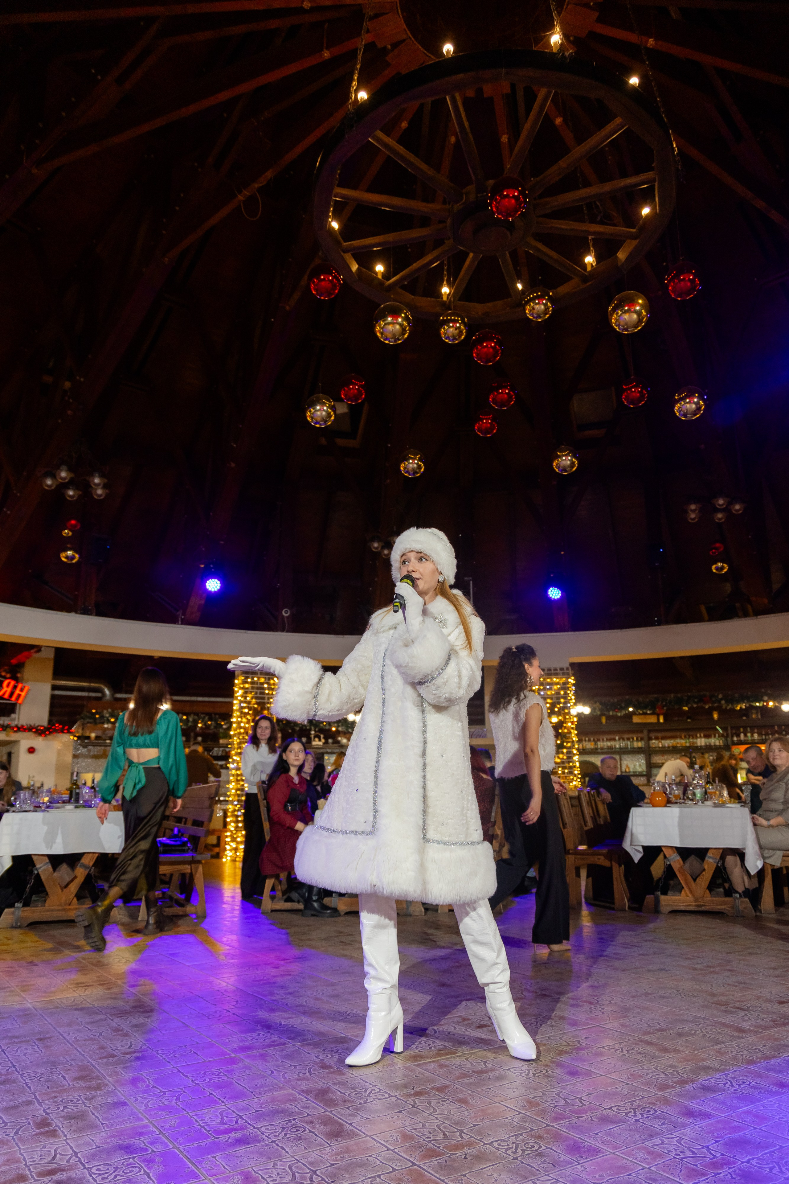 Корпоративная новогодняя съемка для логистической компании ИТА. Свадебный фотограф в Минске/Беларуси Сергей Спиридонов