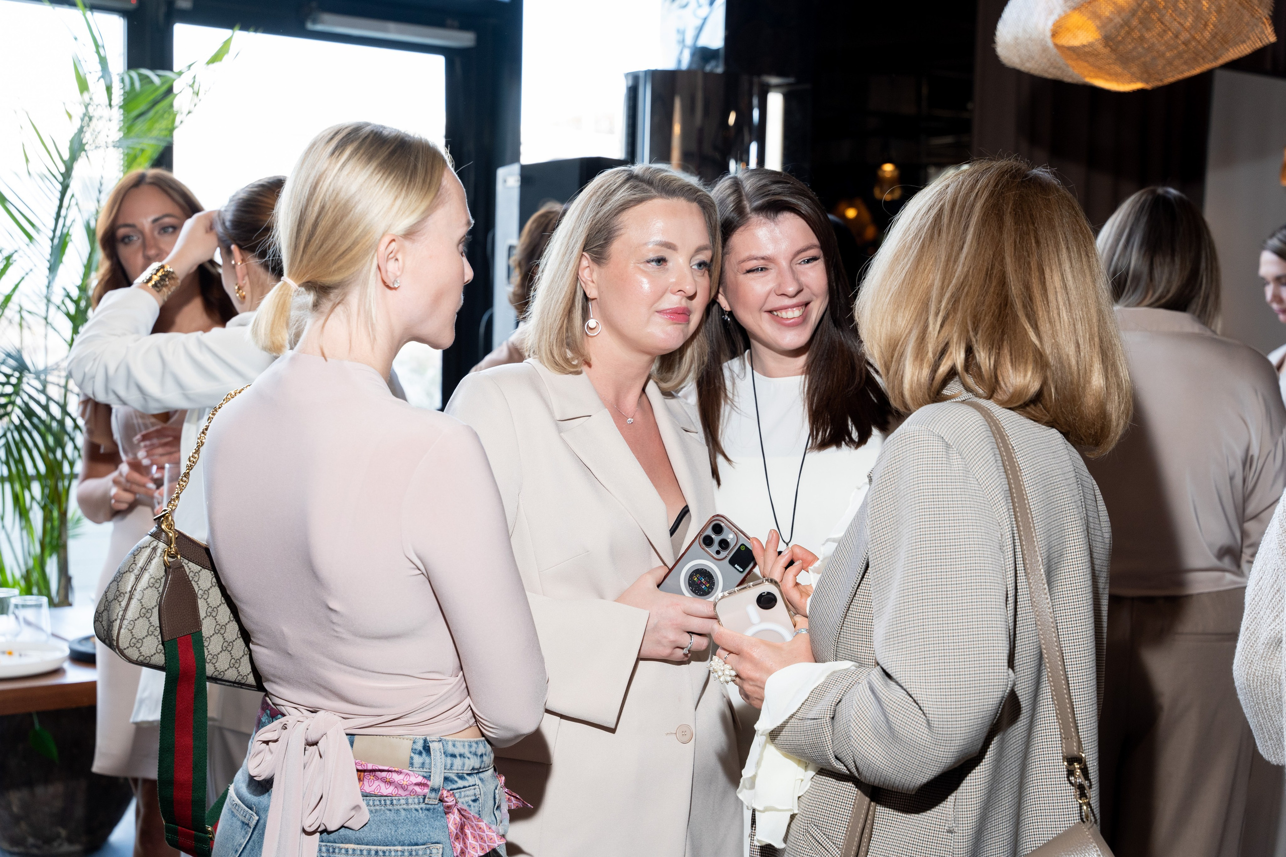 TINAoTEAM: конференция V. Портретный и репортажный фотограф в Москве Разуменко Роман