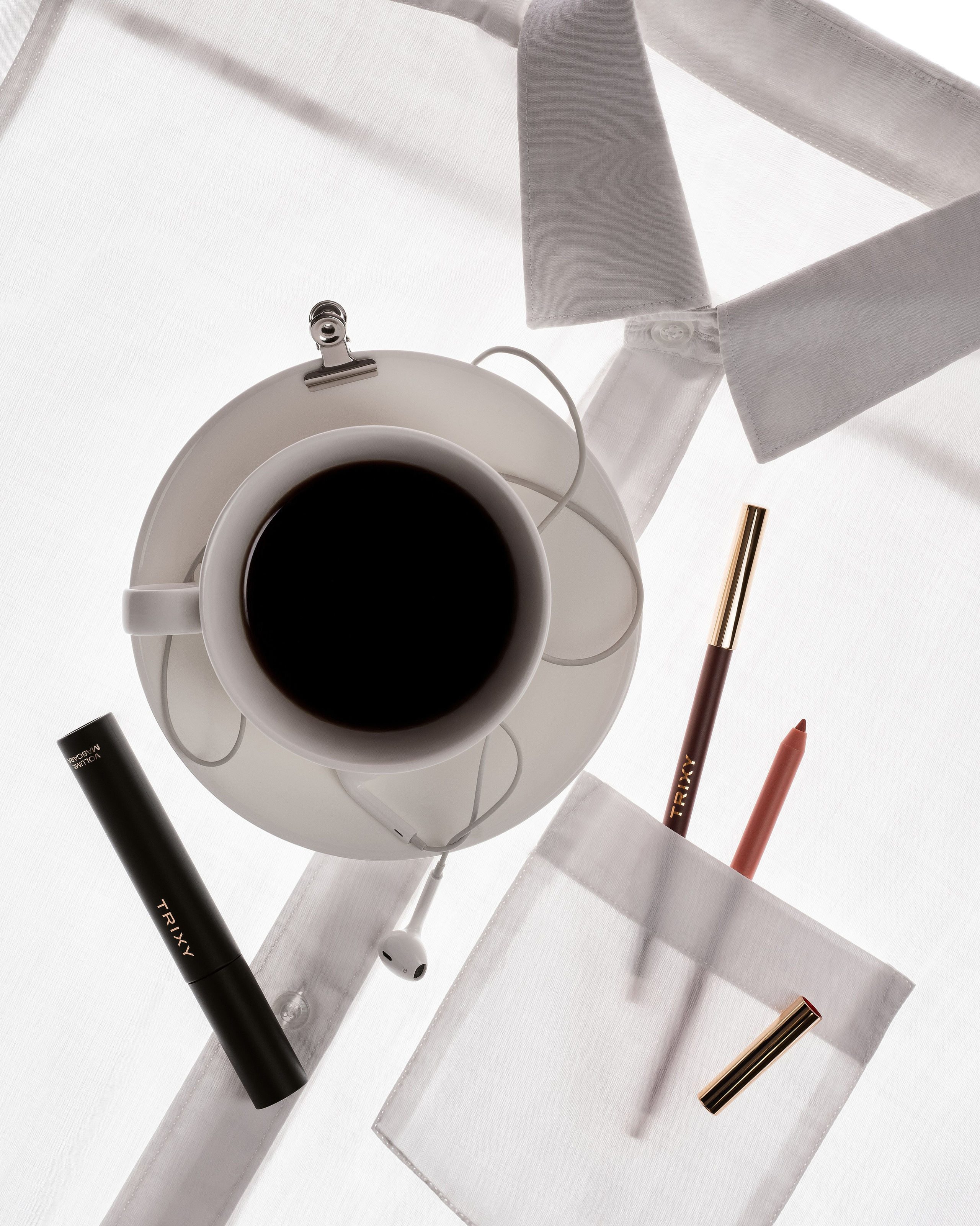 Съемка карандашей для губ