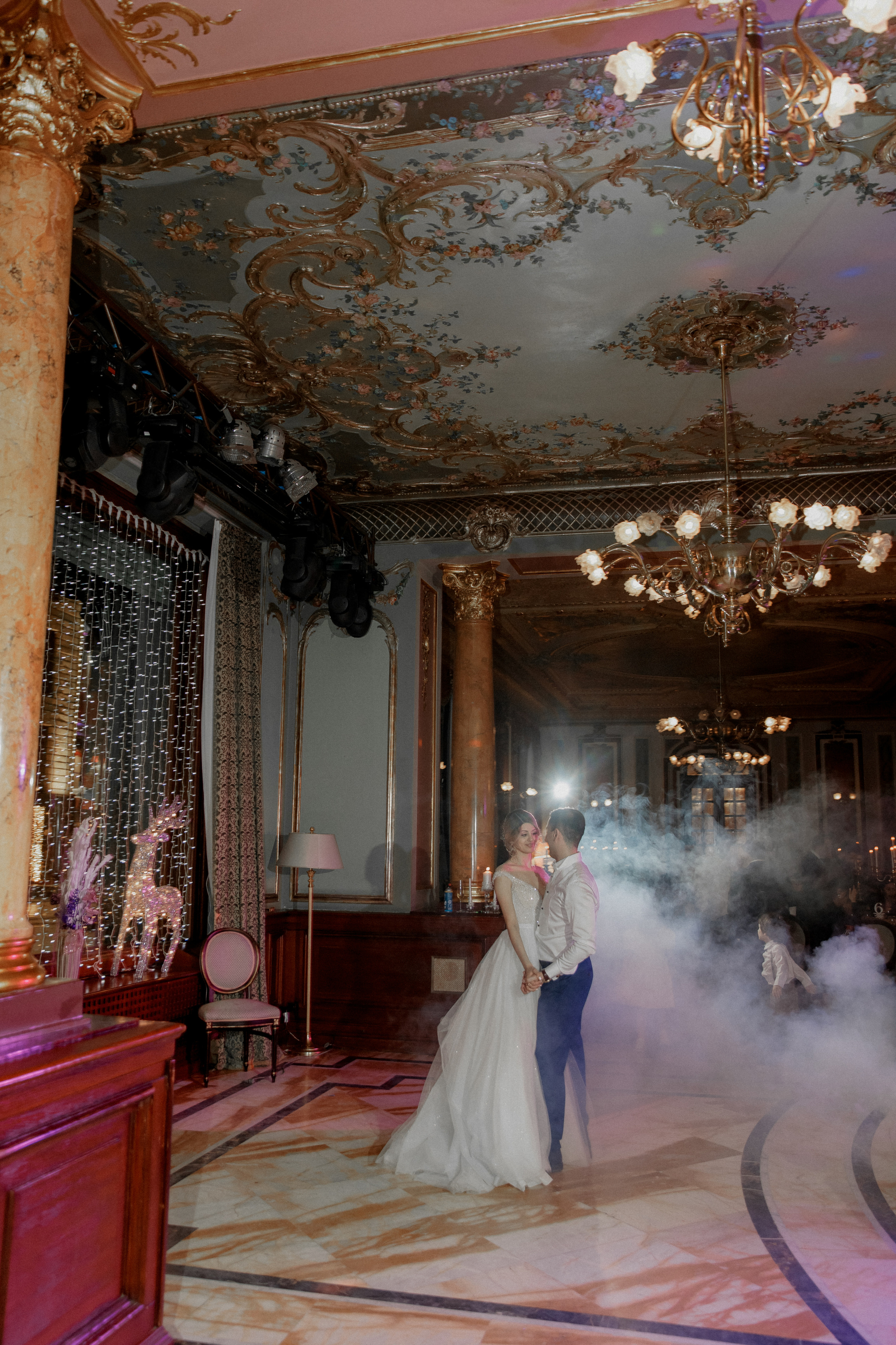 Арам и Астра W 18.12.2021. Свадебный фотограф в Москве и по всему миру