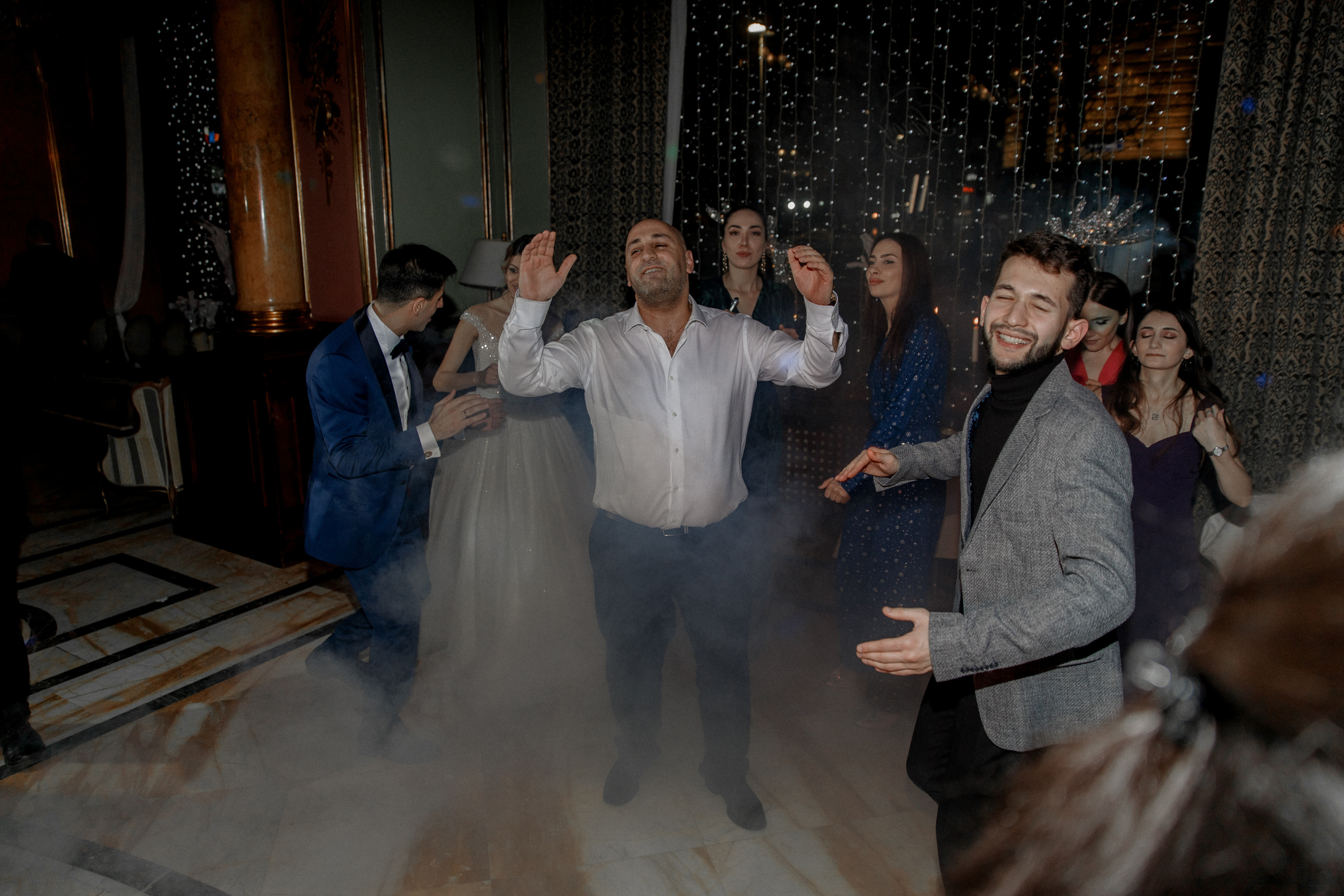 Арам и Астра W 18.12.2021. Свадебный фотограф в Москве и по всему миру