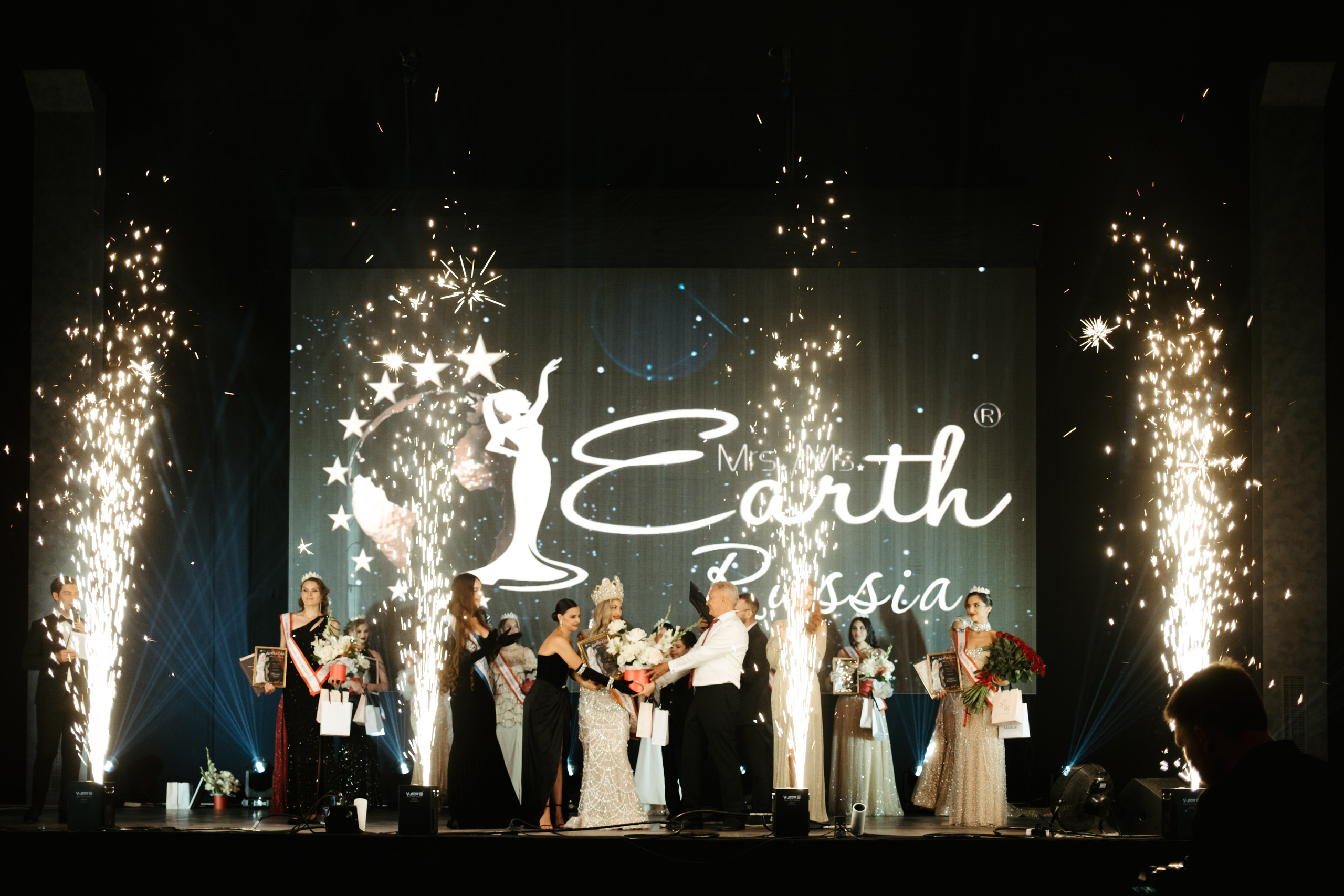 Мисс и Миссис Россия Земли Краснодар 2025 программа. Свадебный и репортажной фотограф Денис Ожигин в Краснодаре и Краснодарском крае