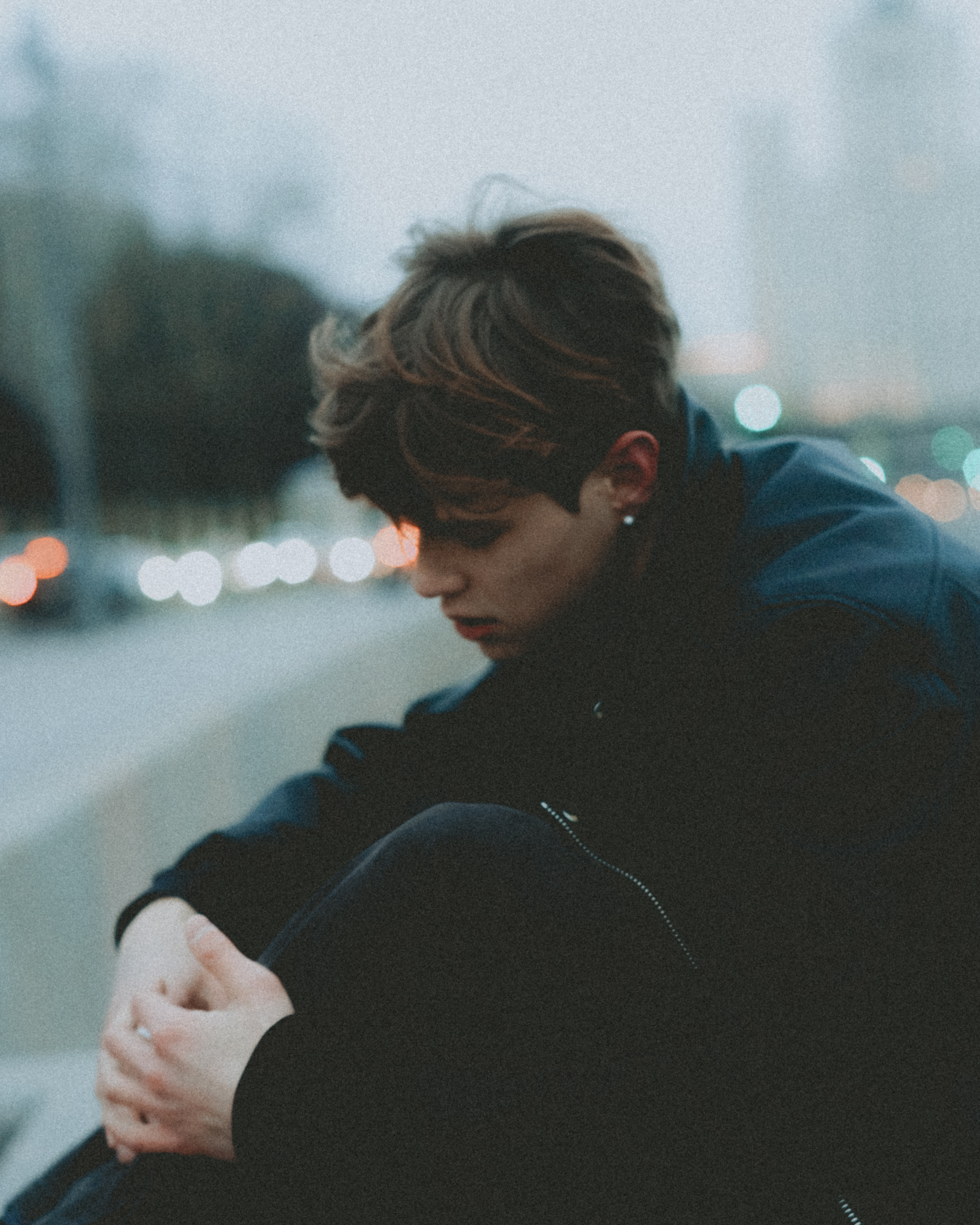 Мужской портрет на улице