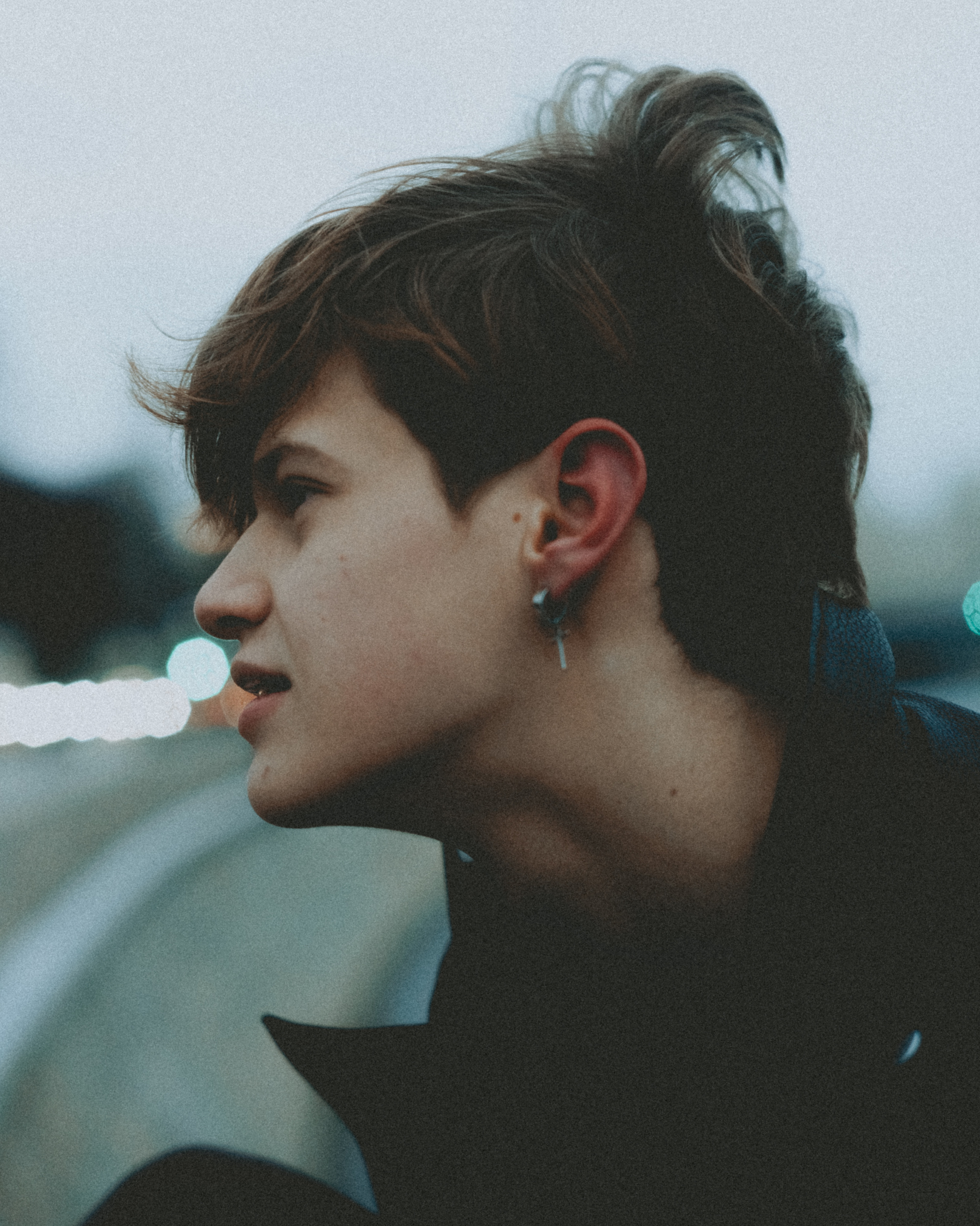 Мужской портрет на улице