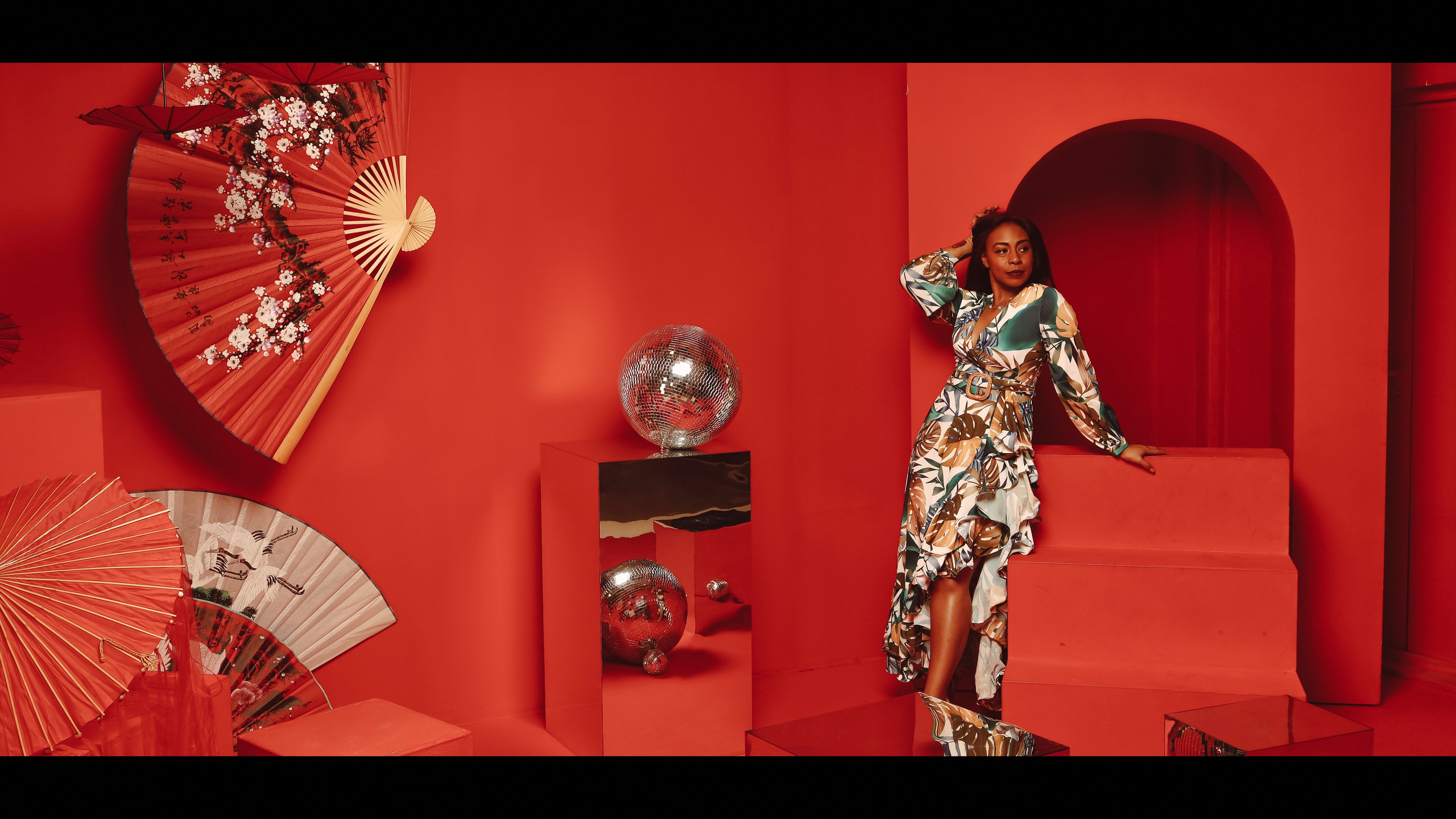 Женский портрет для тебя и твоего дела. Профессиональный фотограф в Санкт-Петербурге Александр Волосенцев