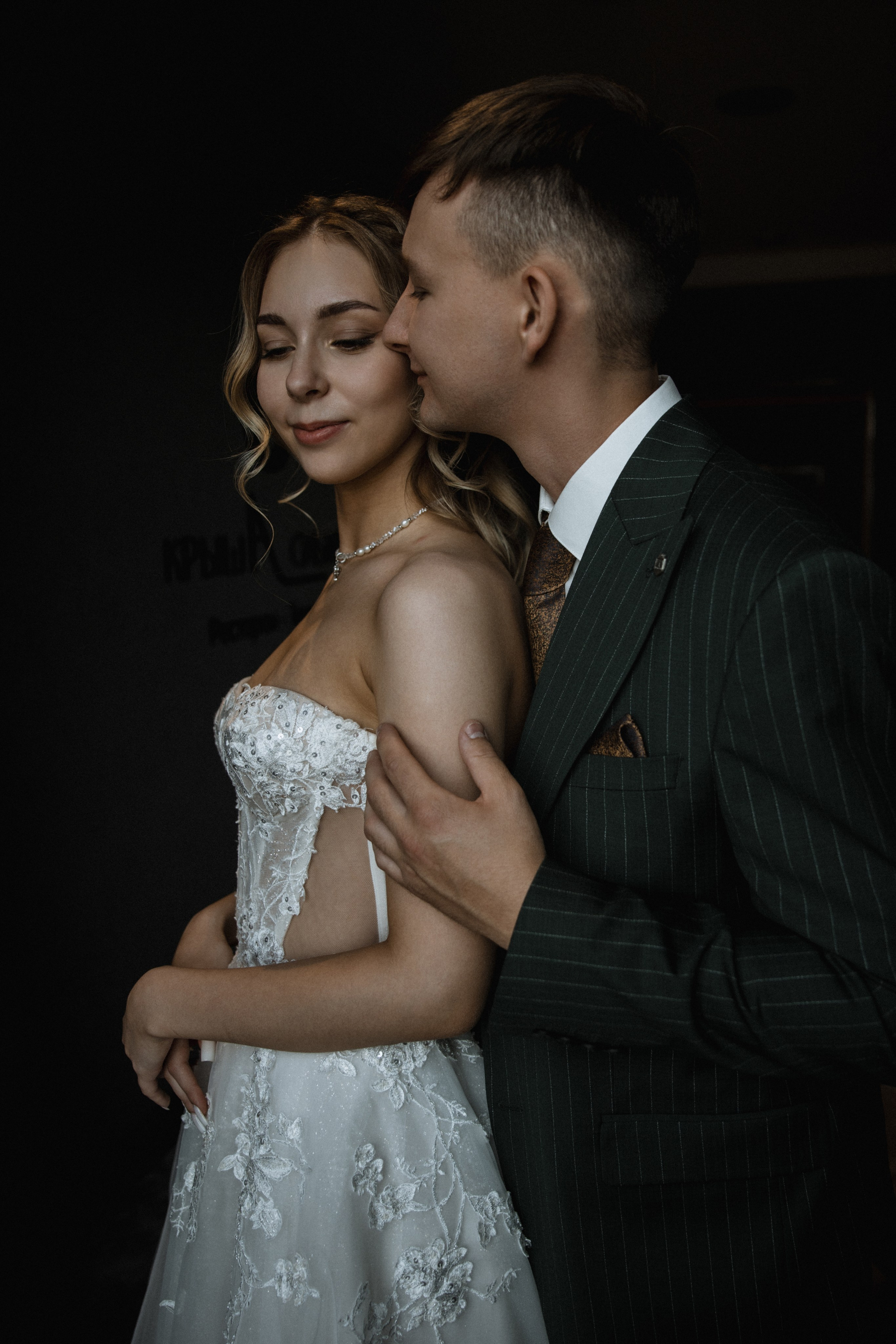 Александр и Марина. Свадебный фотограф и видеограф в Омске — Виталий и Алёна Орлянд