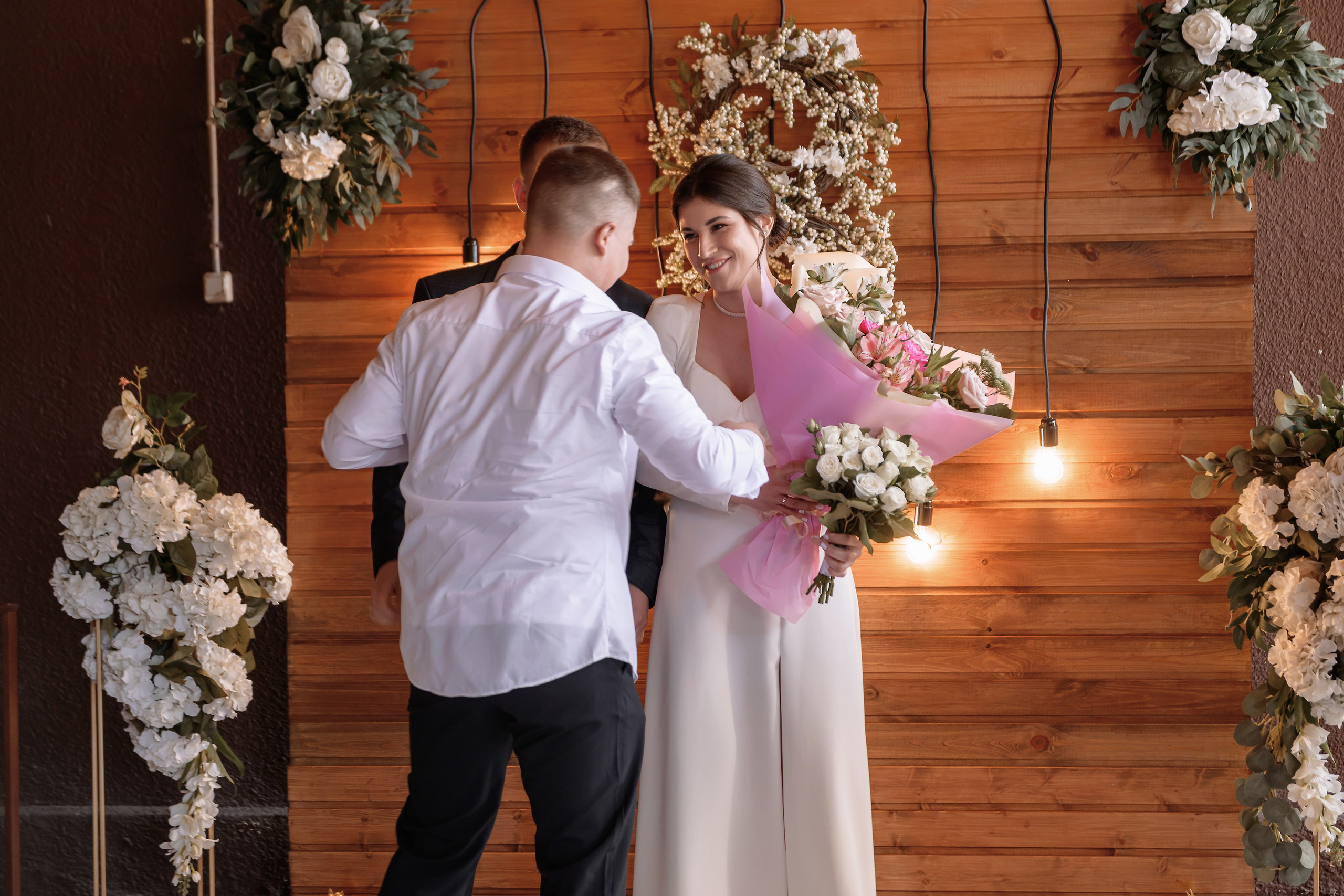 Эдуард и Виктория. Свадебный фотограф Белгород Валуйки Старый Оскол Воронеж