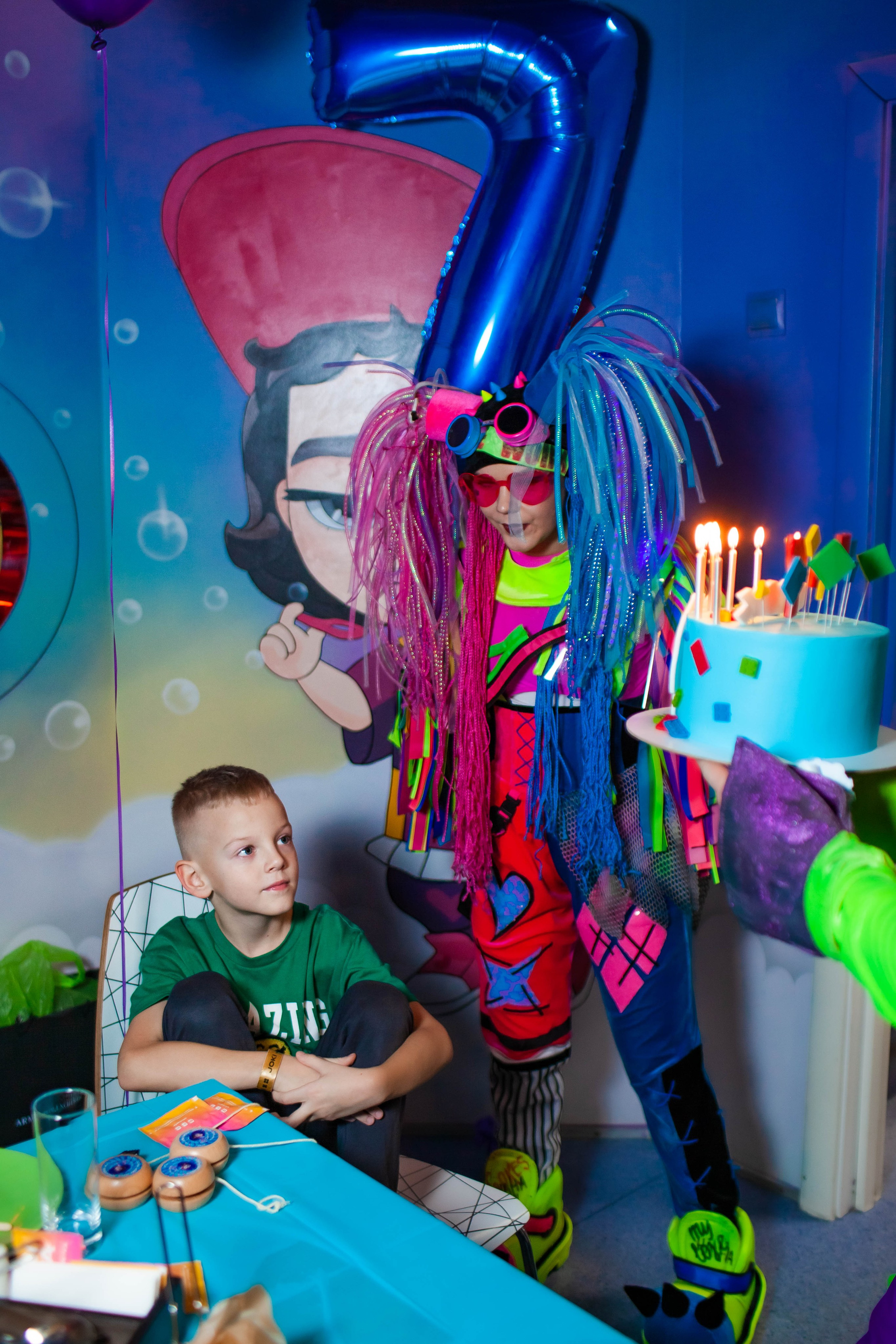 Неон Челендж День рождения Ярослава. Детский и семейный фотограф в Санкт-Петербурге Елизавета Сорокина