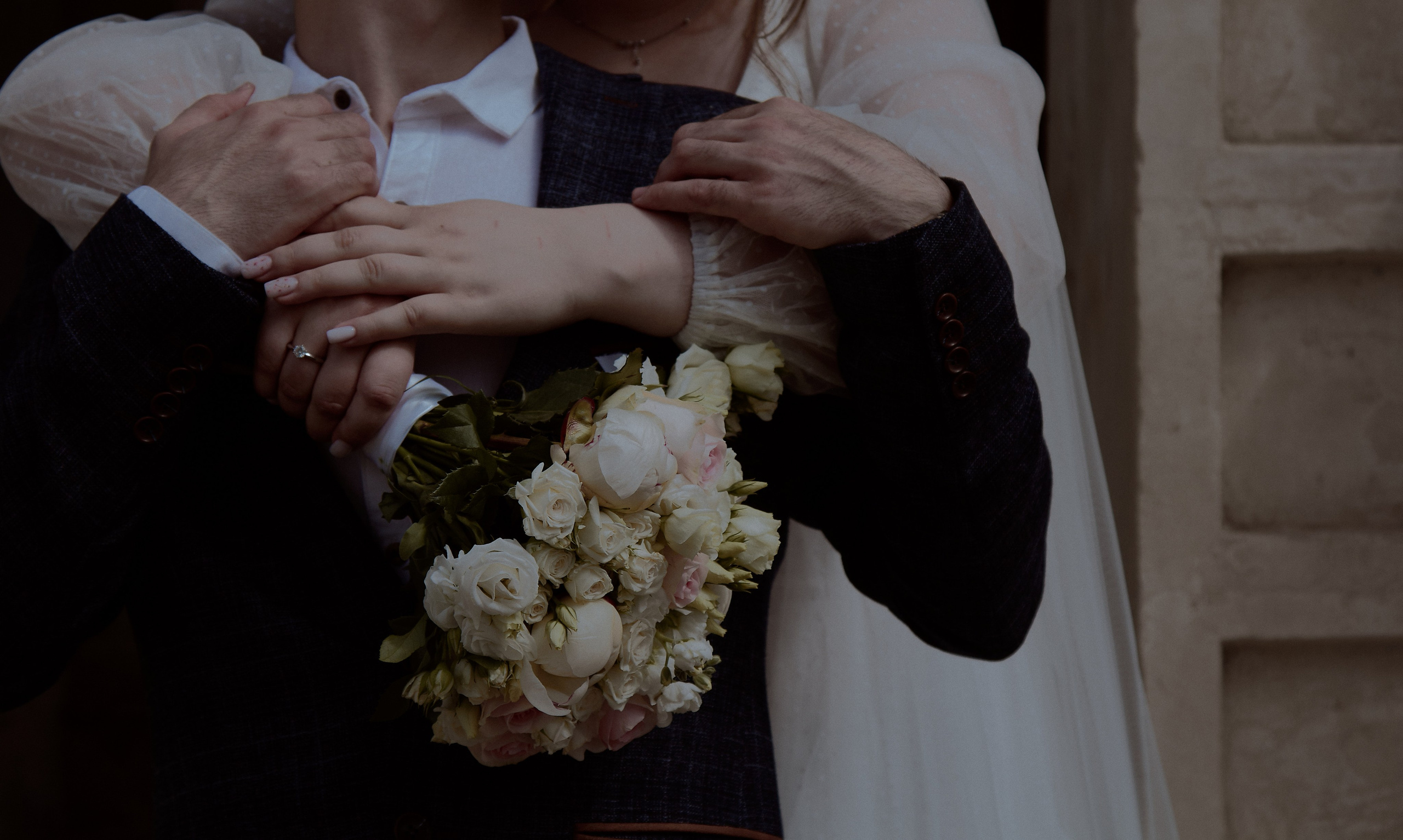 Виктория и Даниэль. Владимирский храм. Фотограф лавстори Москва/МО Приятелева Ангелина