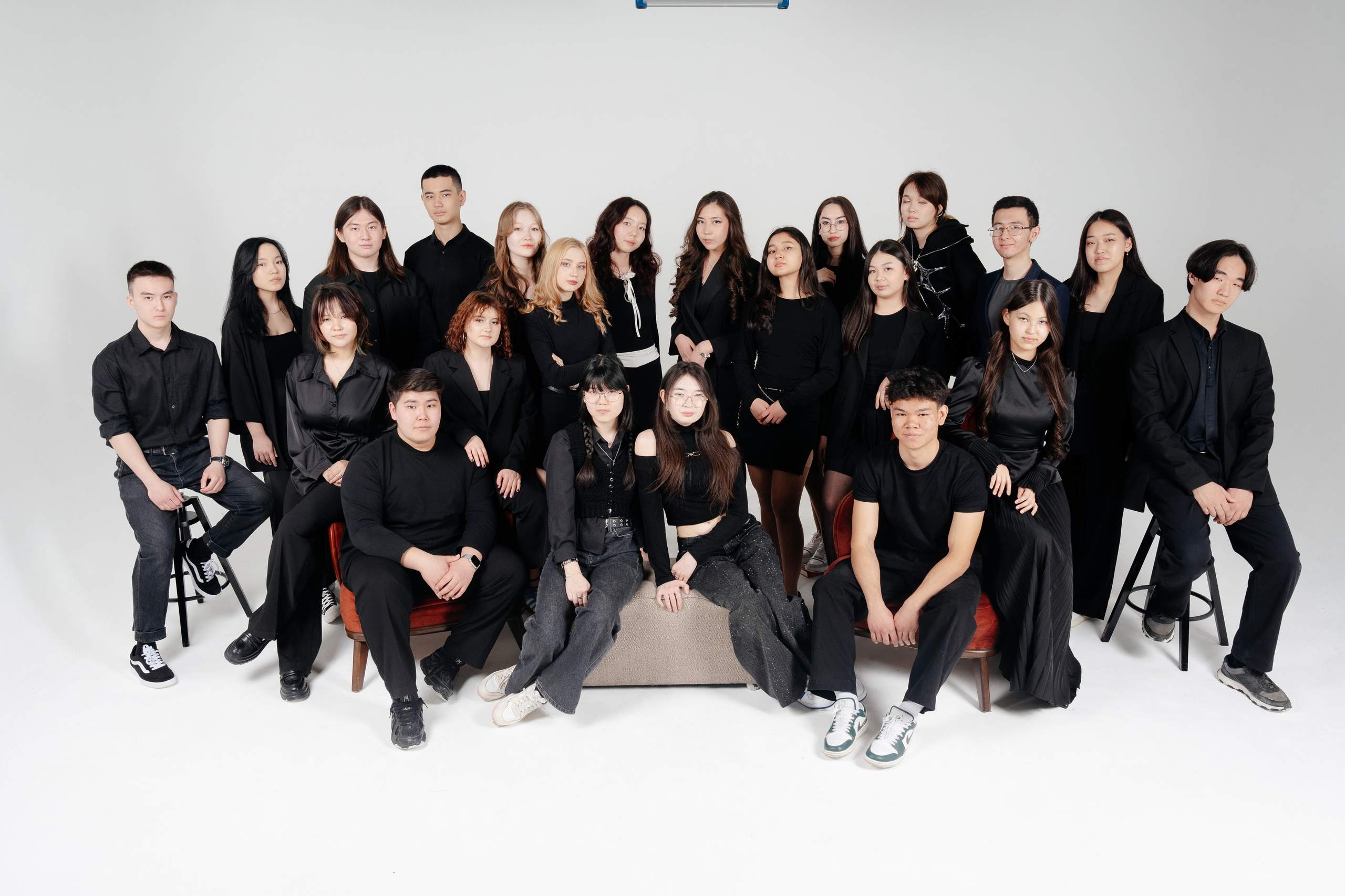 Общие кадры в студии. Выпускные альбомы в Нур-Султане (Астана) и по всему Казахстану