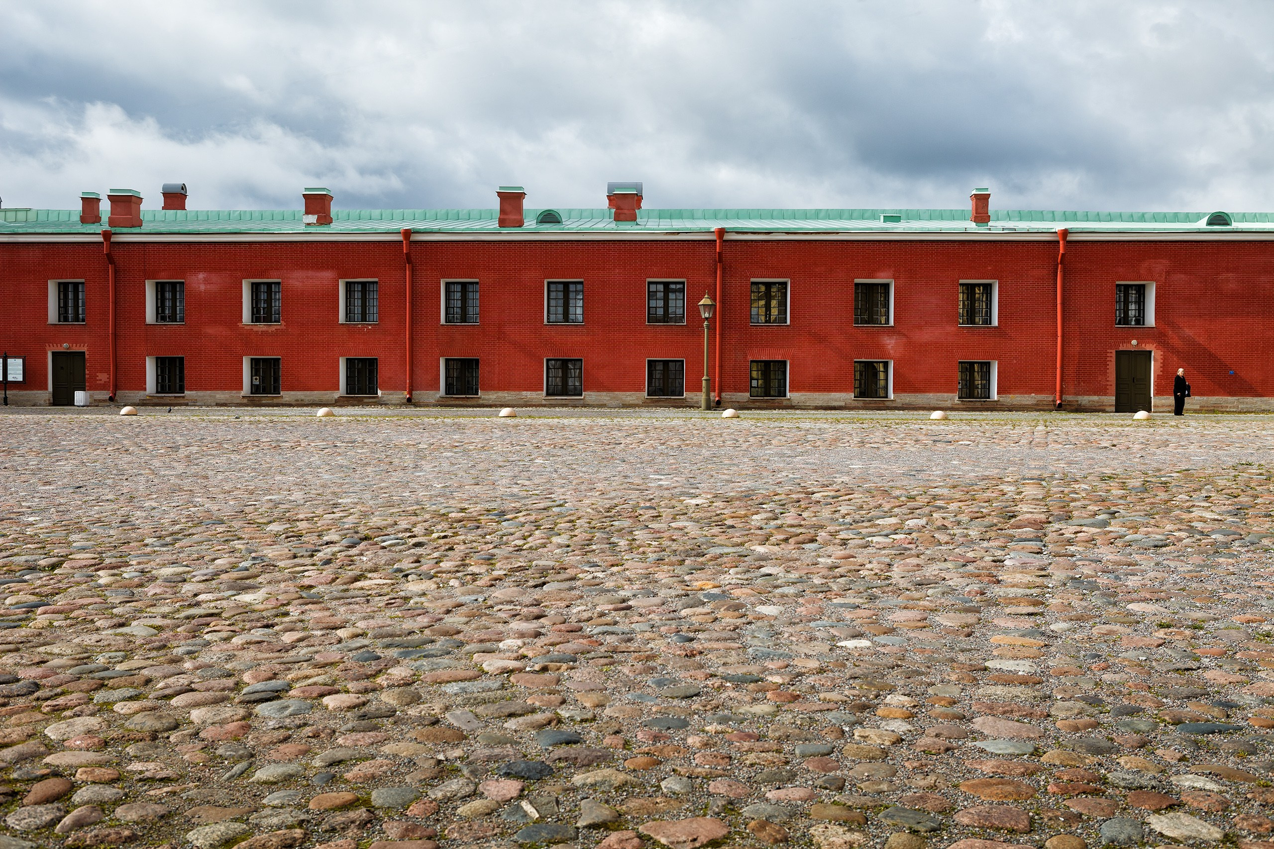 Фотографии сделанные на улицах городов. Профессиональный фотограф Игорь Пискарев в Москве. Студийная и выездная съёмка. Портретная и предметная съёмка. Авторская фотография