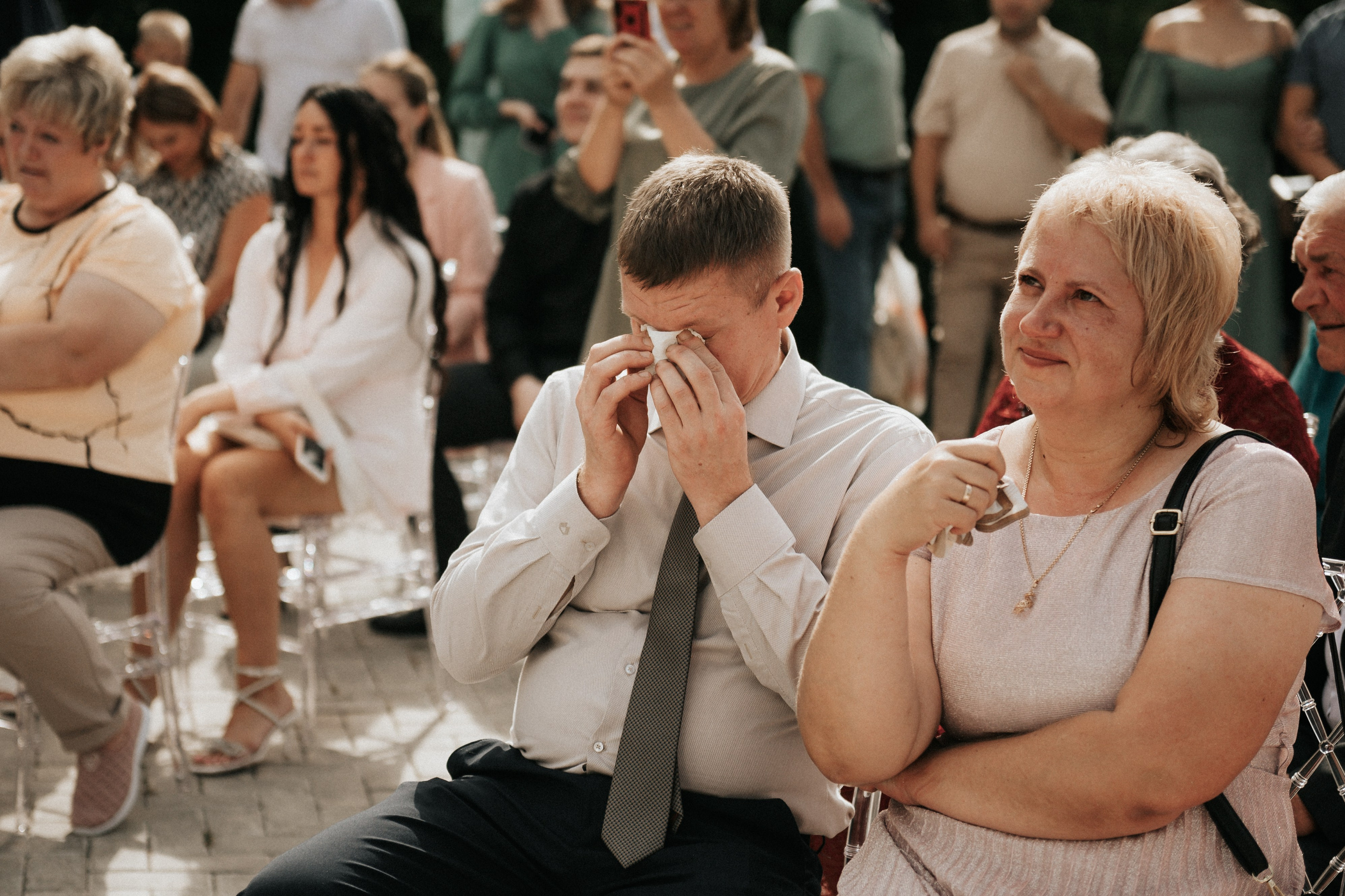 Свадебные фотографии. Фотограф в Барнауле Дарья Бутурлакина. Люби.Цени.Касайся