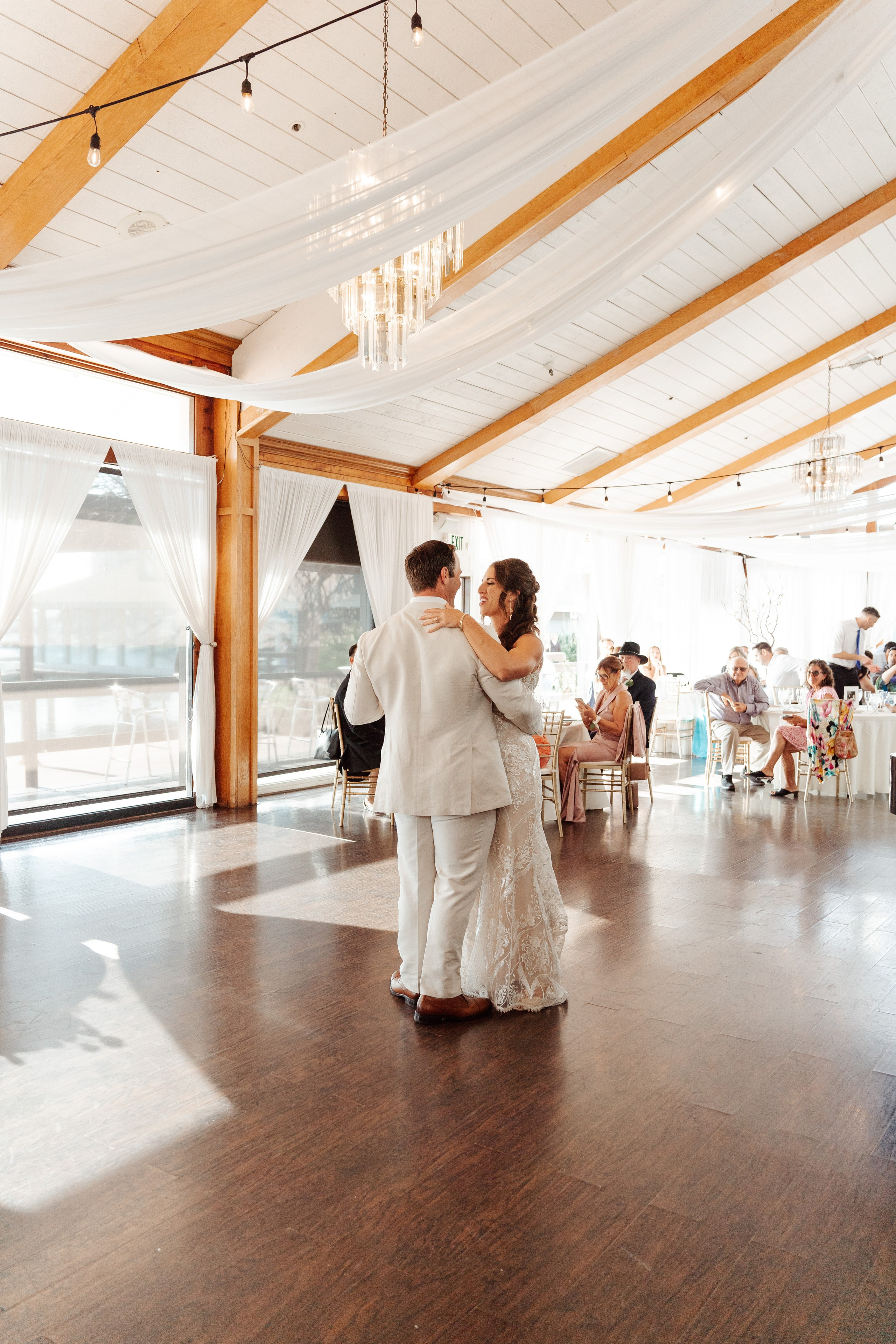 2025-08-16_BryanAmber. Ретушер Зенькевич Света