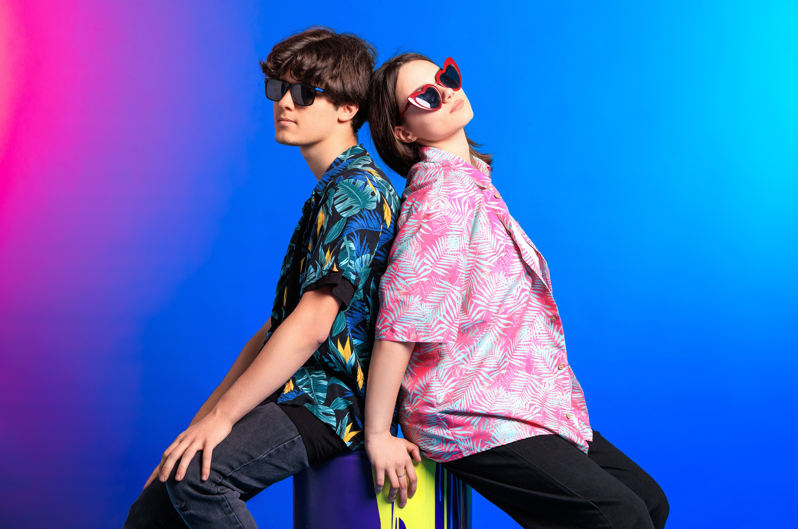 Смотреть фотки в фотостудии. Выпускные альбомы Геленджик, Новороссийск, Краснодар, Туапсе