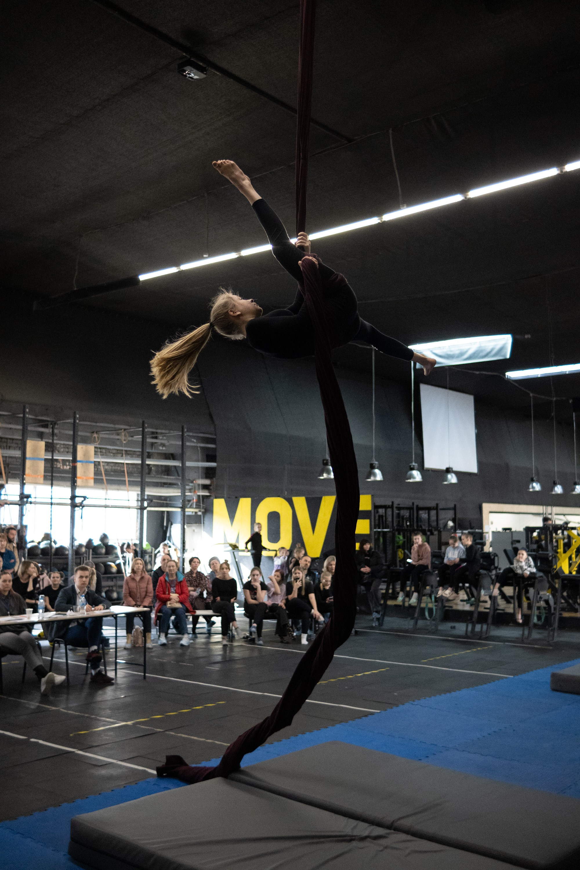 Внутриклубные соревнования по воздушной гимнастике 02.04.23