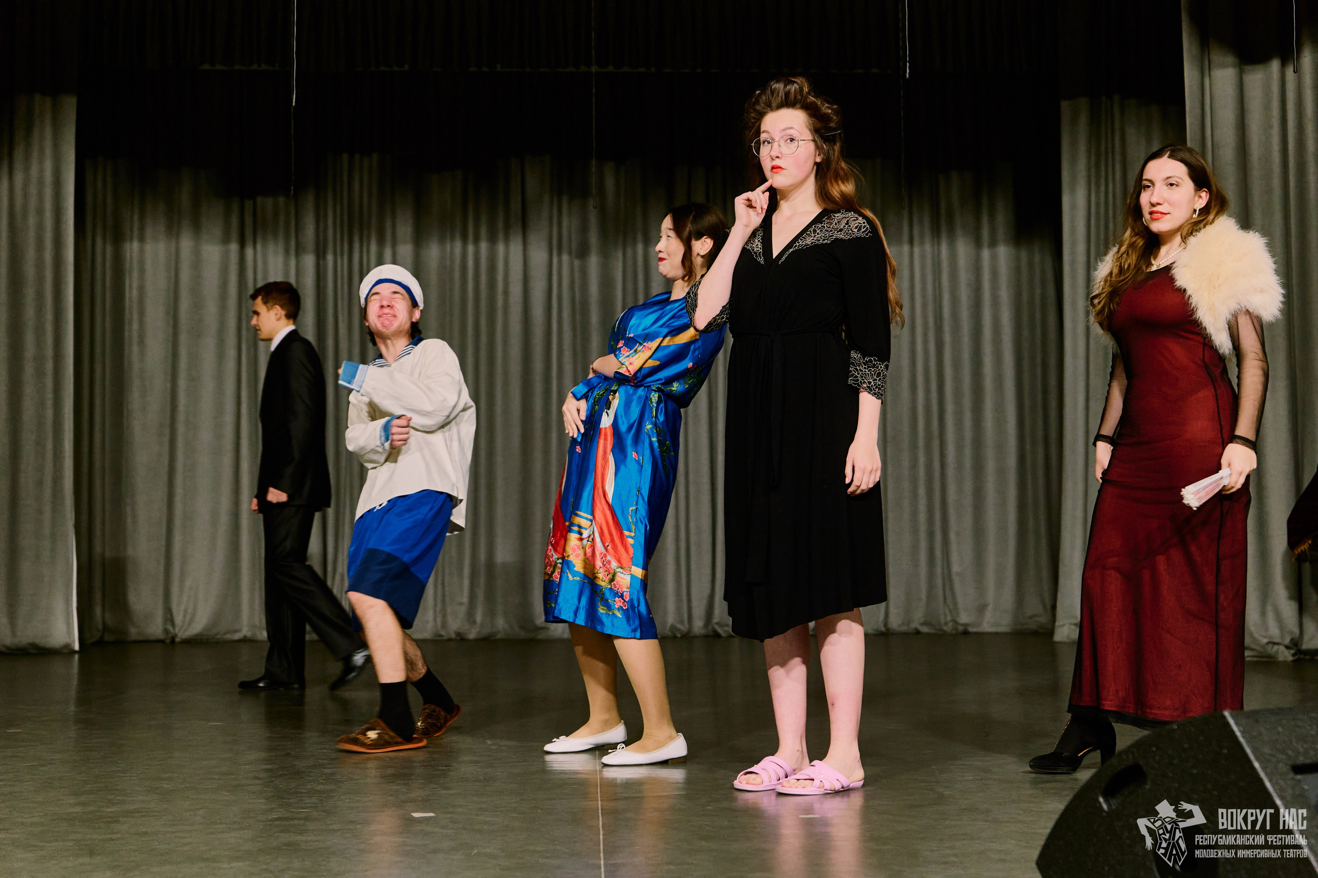 Вокруг Нас — Съёмка иммерсивного театра | Фотограф Казань. Фотограф Халитов Фидаиль — Казань | Мероприятия, Портреты, Репортажи