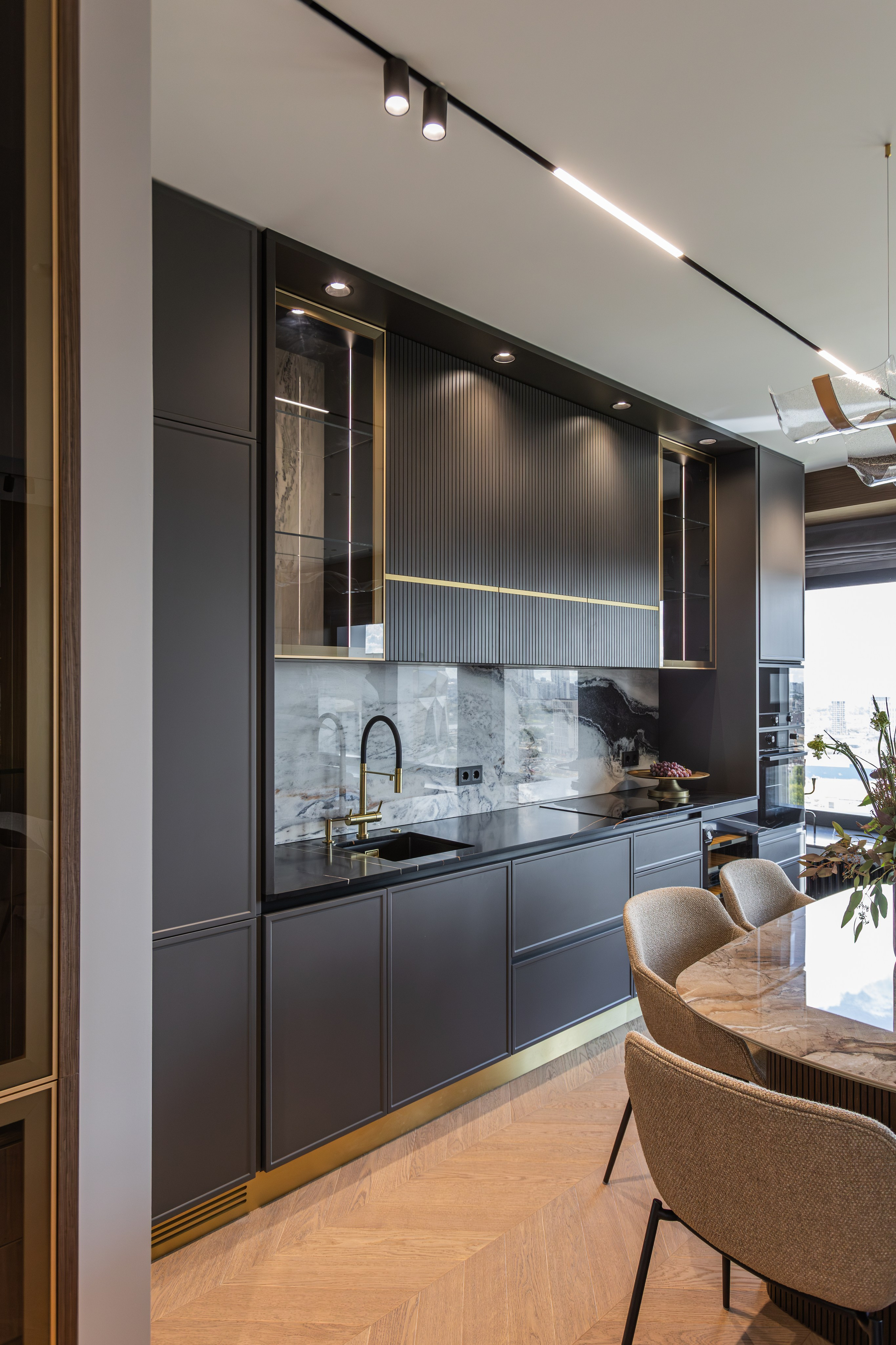 Фотограф Алексей Байков: репортажная, деловая и интерьерная фотосъёмка