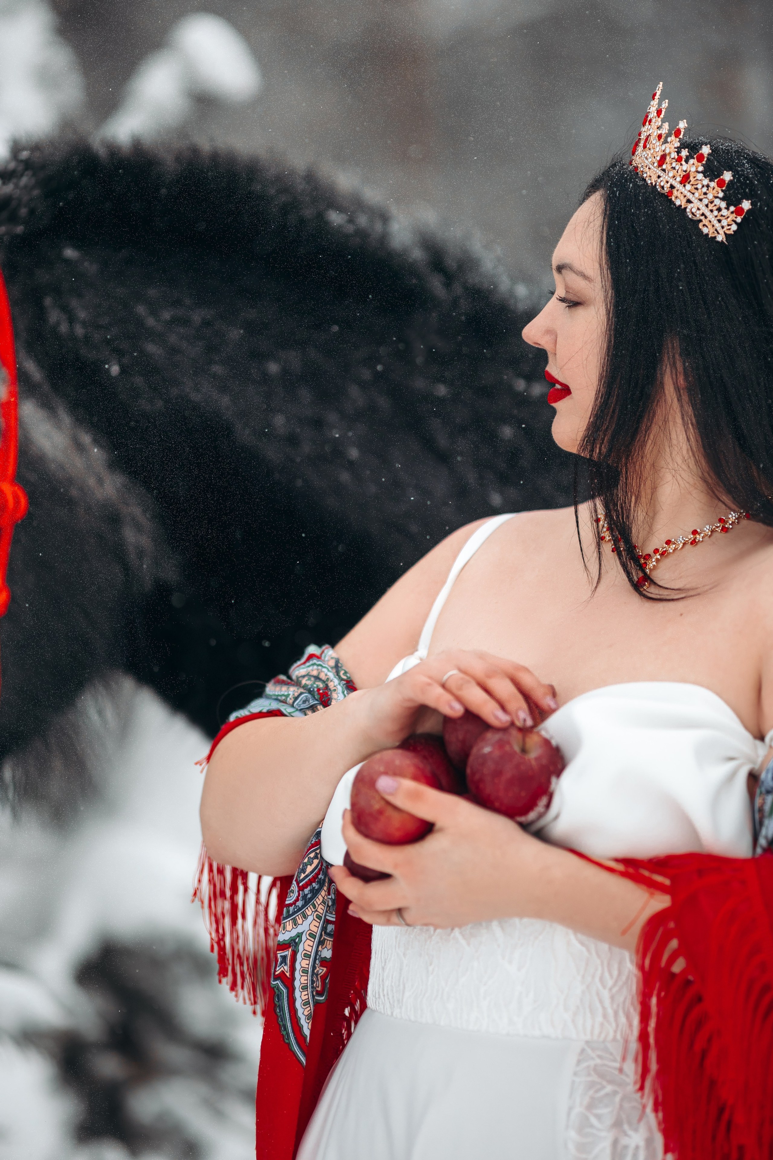 Яблоки на снегу. Анна Молчанова конный фотограф в Тюмени | фотосессии с лошадьми Тюмень
