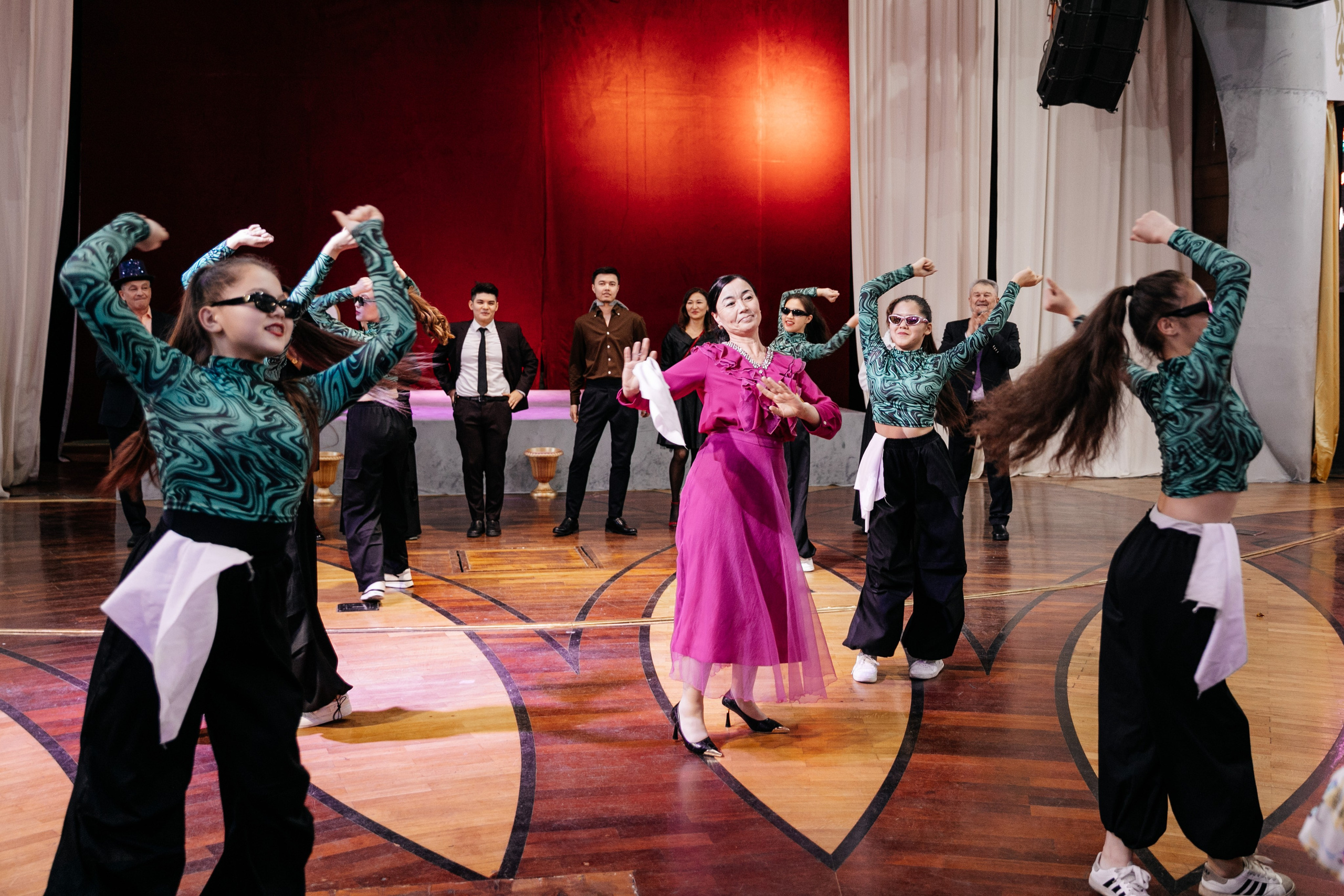 Свадебный банкет Абылайхан и Меруерт. Akkanatart.kz