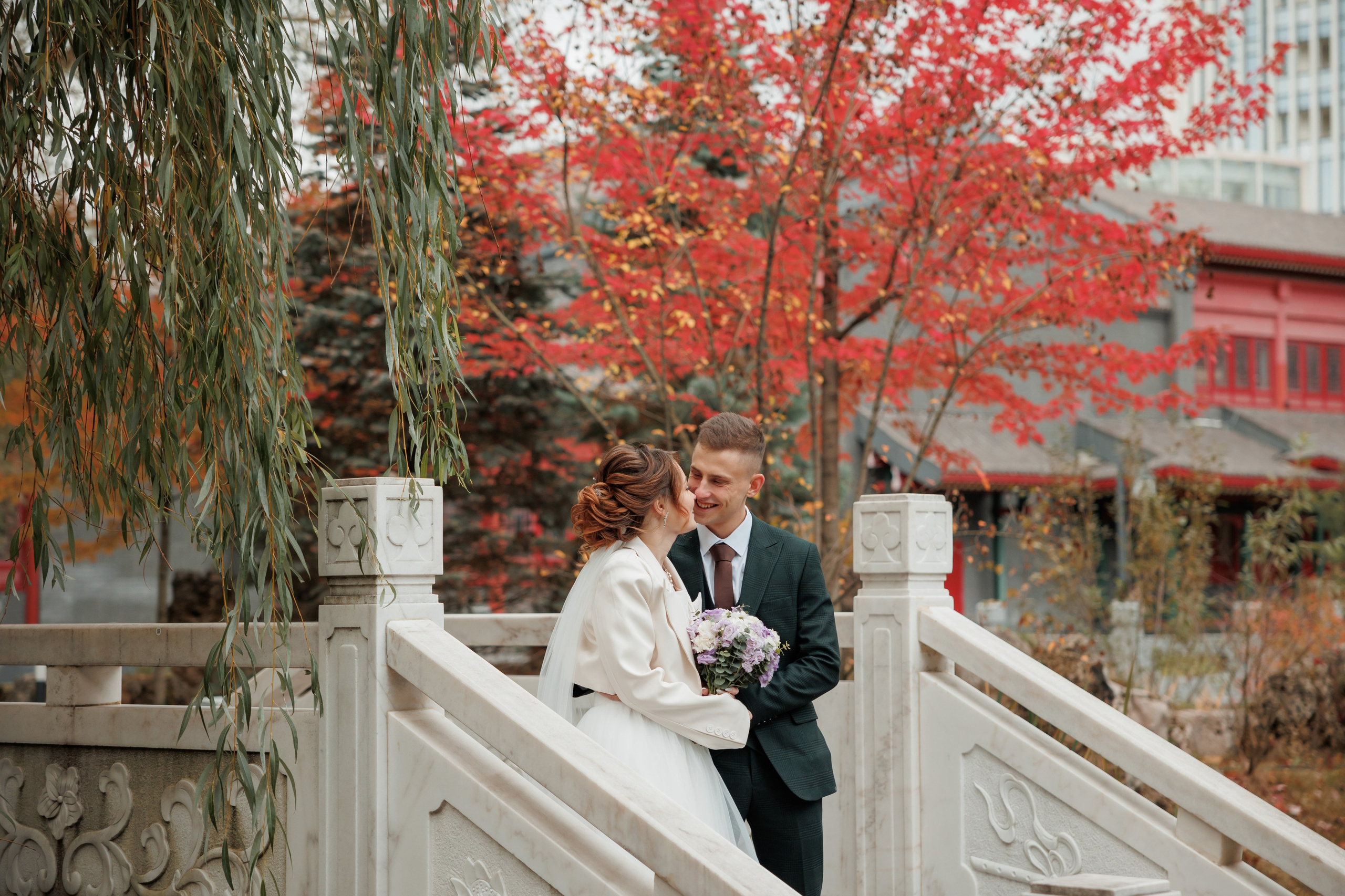 Константин и Дарья, ЗАГС ВДНХ, отель Soluxe, ресторан «Антик». Свадебный и репортажный фотограф (Москва, Королев и другие)