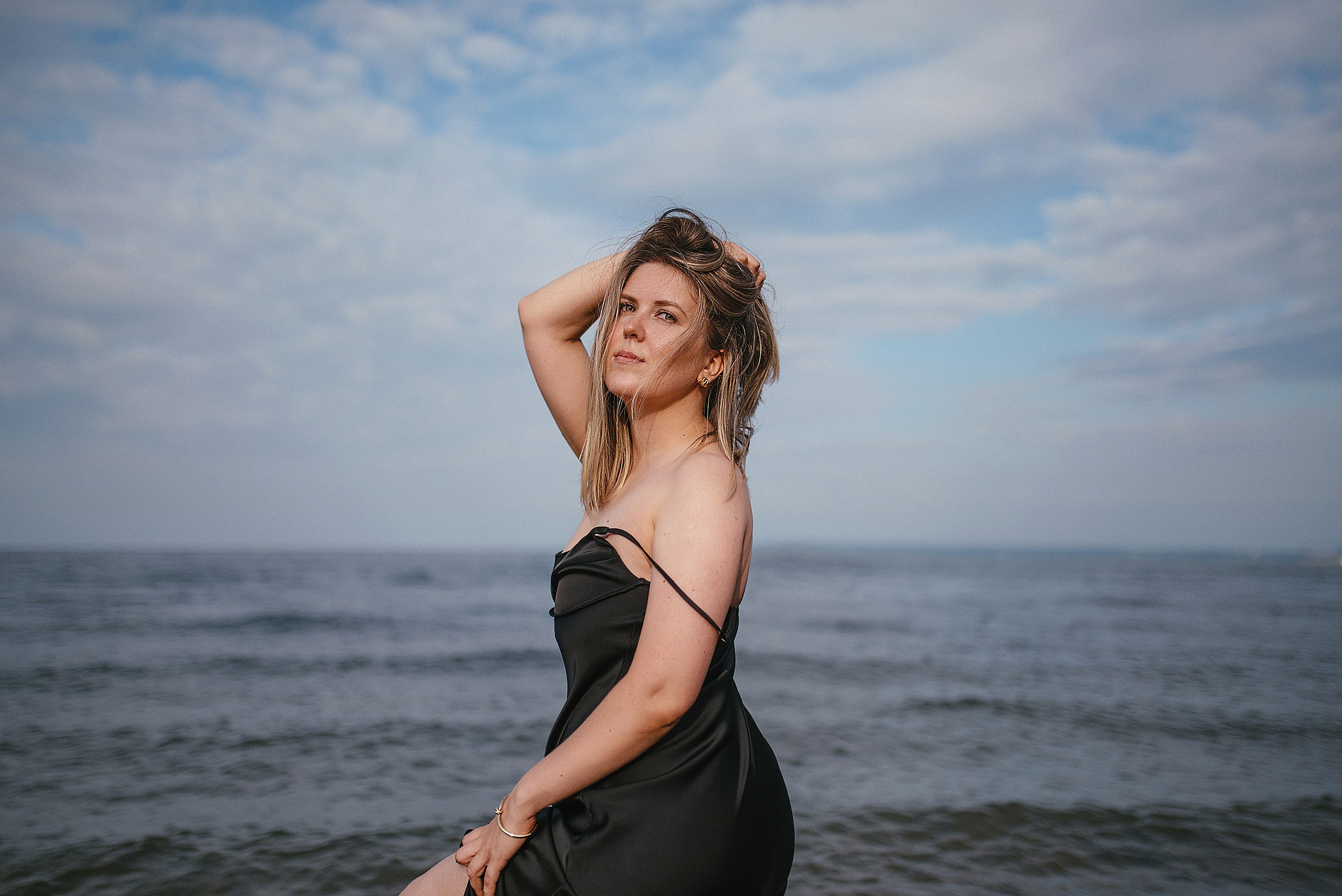 Фотосессия на пляже. Портретный фотограф Дарья Едапина Новосибирск. Фотограф Дарья Едапина Новосибирск